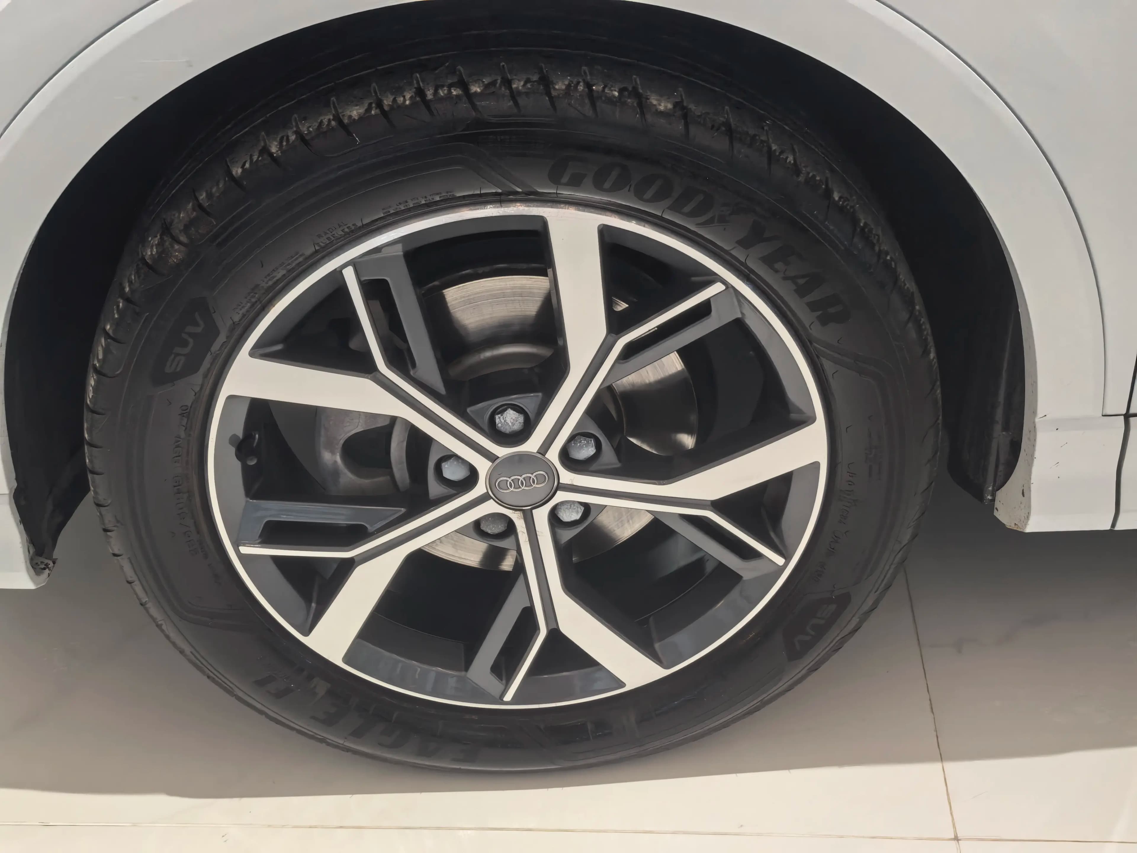 Audi Q3 Sportback 2021 г. 87009 км. — фото 12