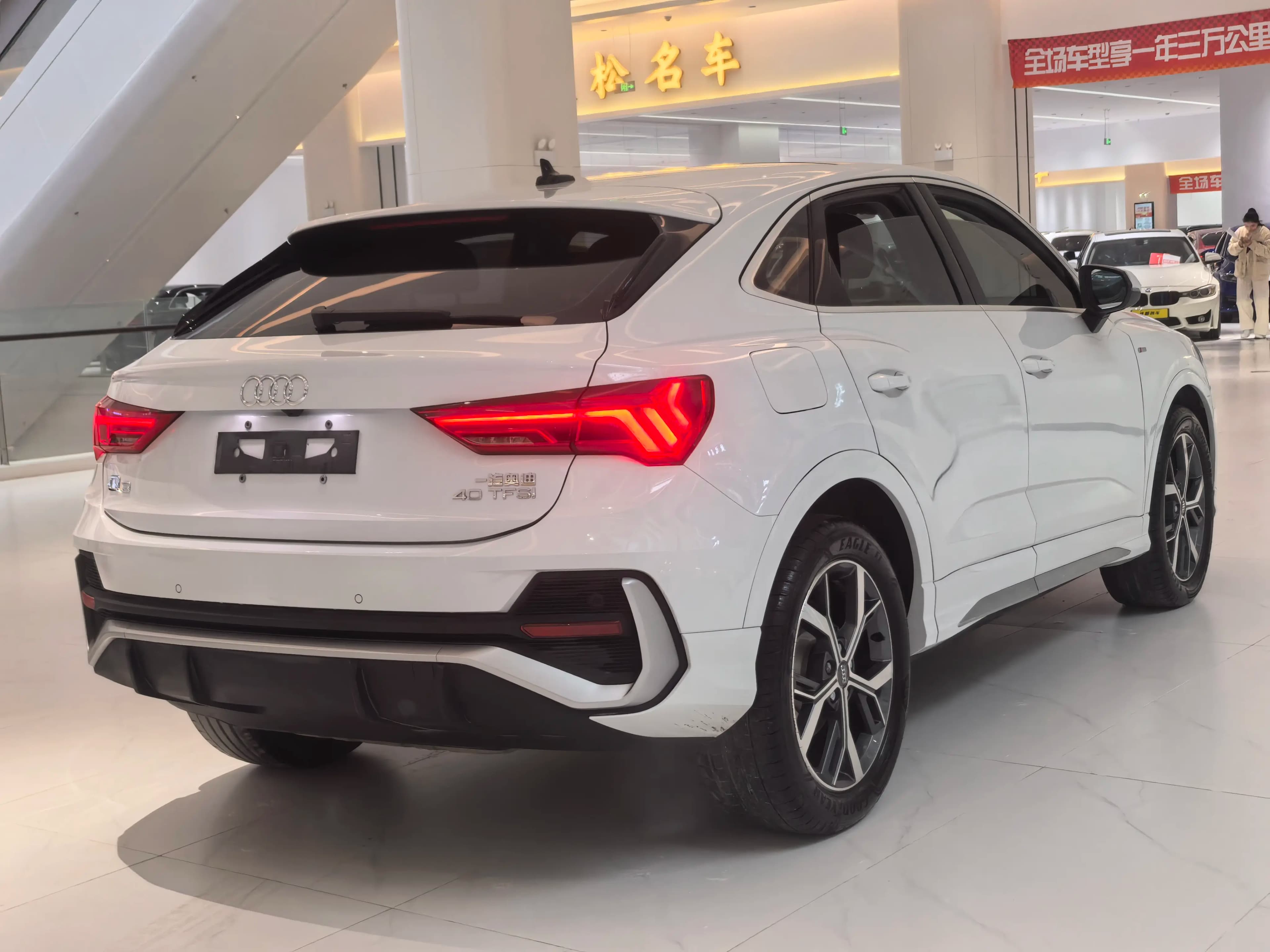Audi Q3 Sportback 2021 г. 87009 км. — фото 5