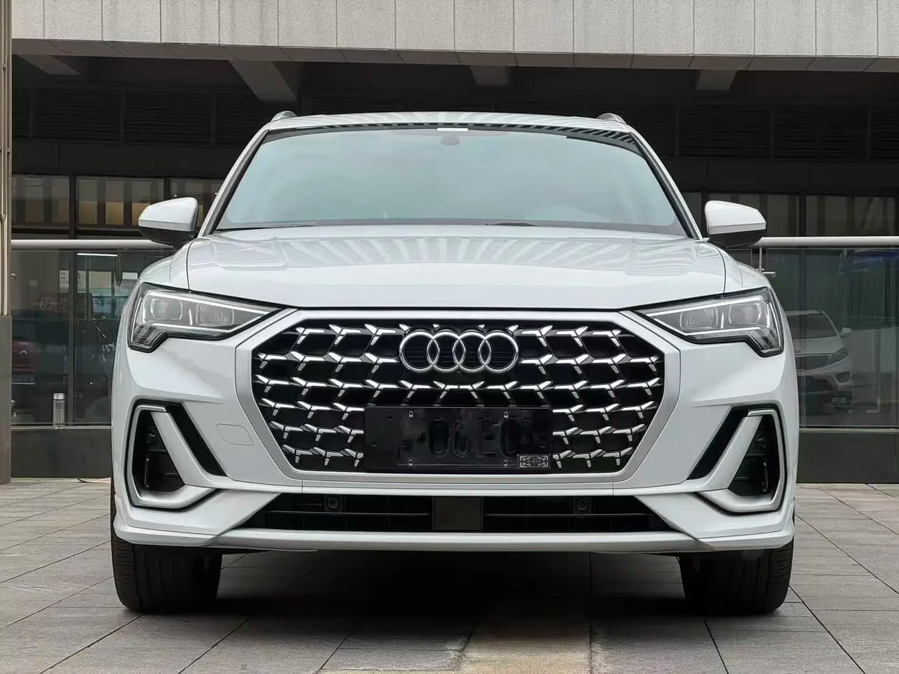 Audi Q3 2024 г. 18082 км. — фото 2