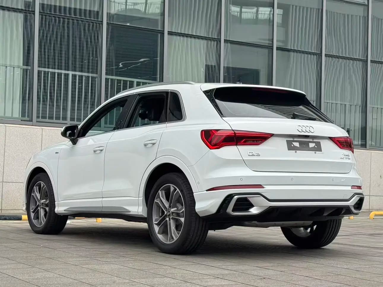 Audi Q3 2024 г. 18082 км. — фото 4