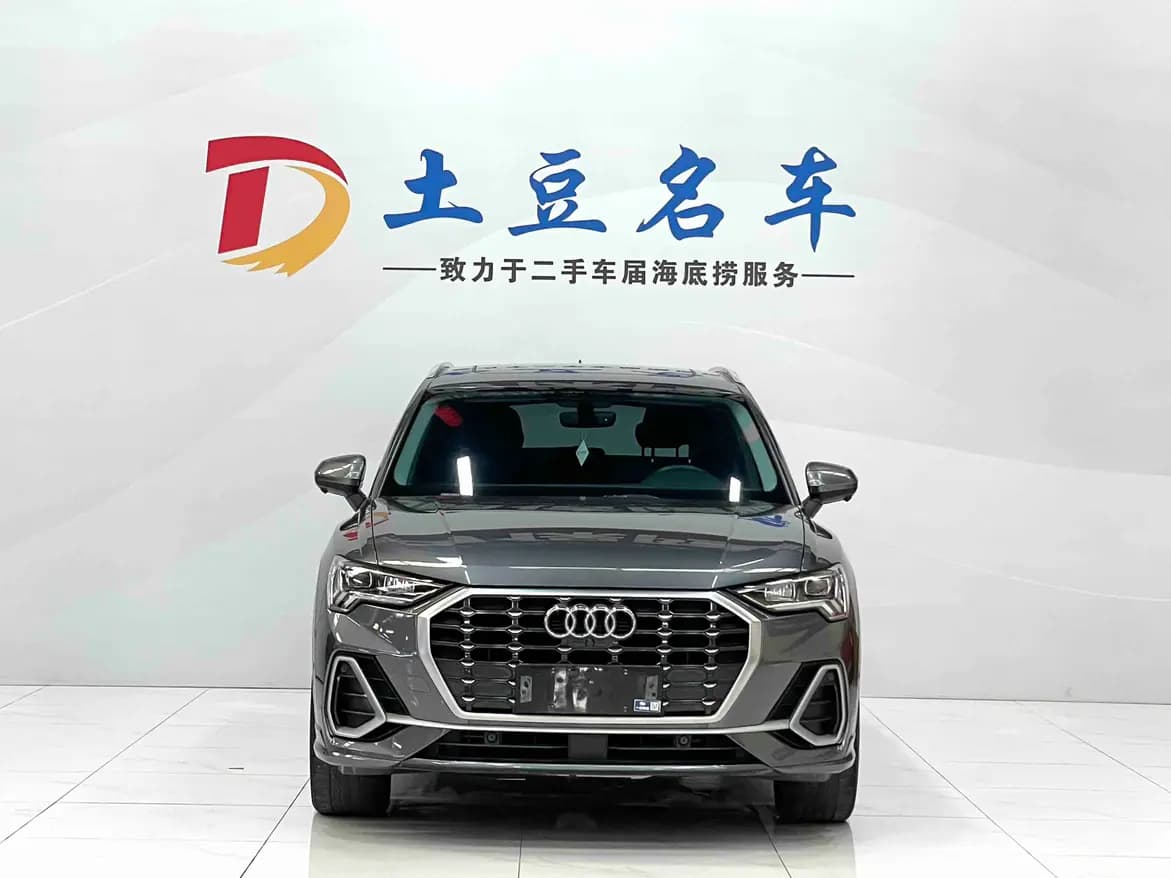 Audi Q3 2021 г. 41384 км. — фото 2