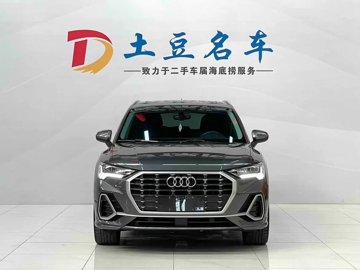 Audi Q3 2022 г. 42185 км. — фото 2