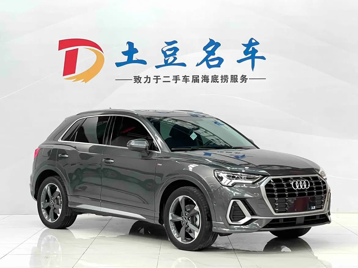 Audi Q3 2022 г. 42185 км. — фото 3