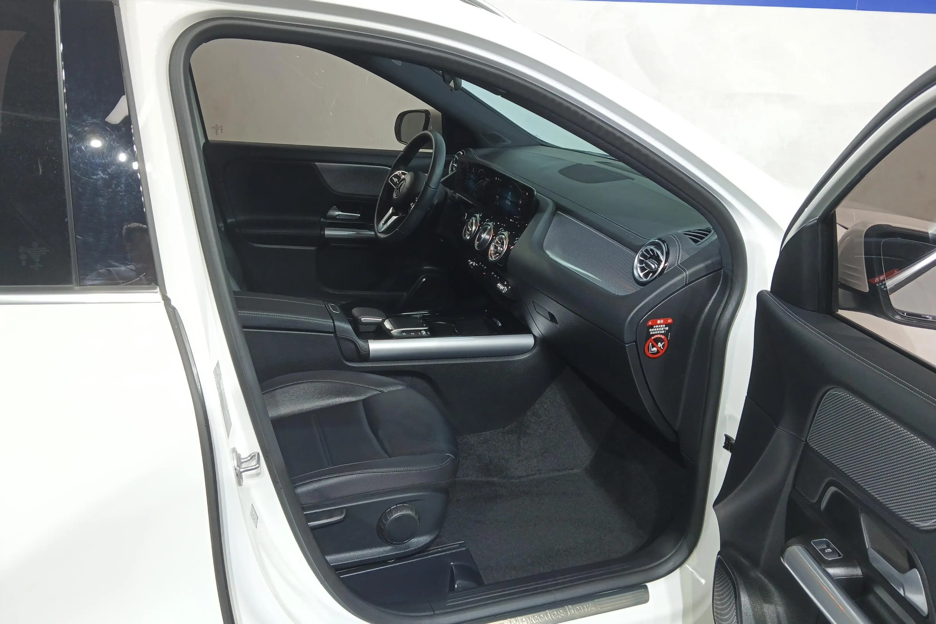 Mercedes-Benz GLA 2022 г. 34565 км. — фото 12