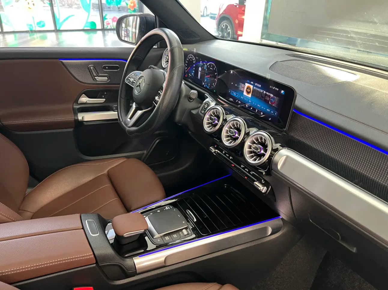 Mercedes-Benz GLB 2023 г. 18103 км. — фото 35