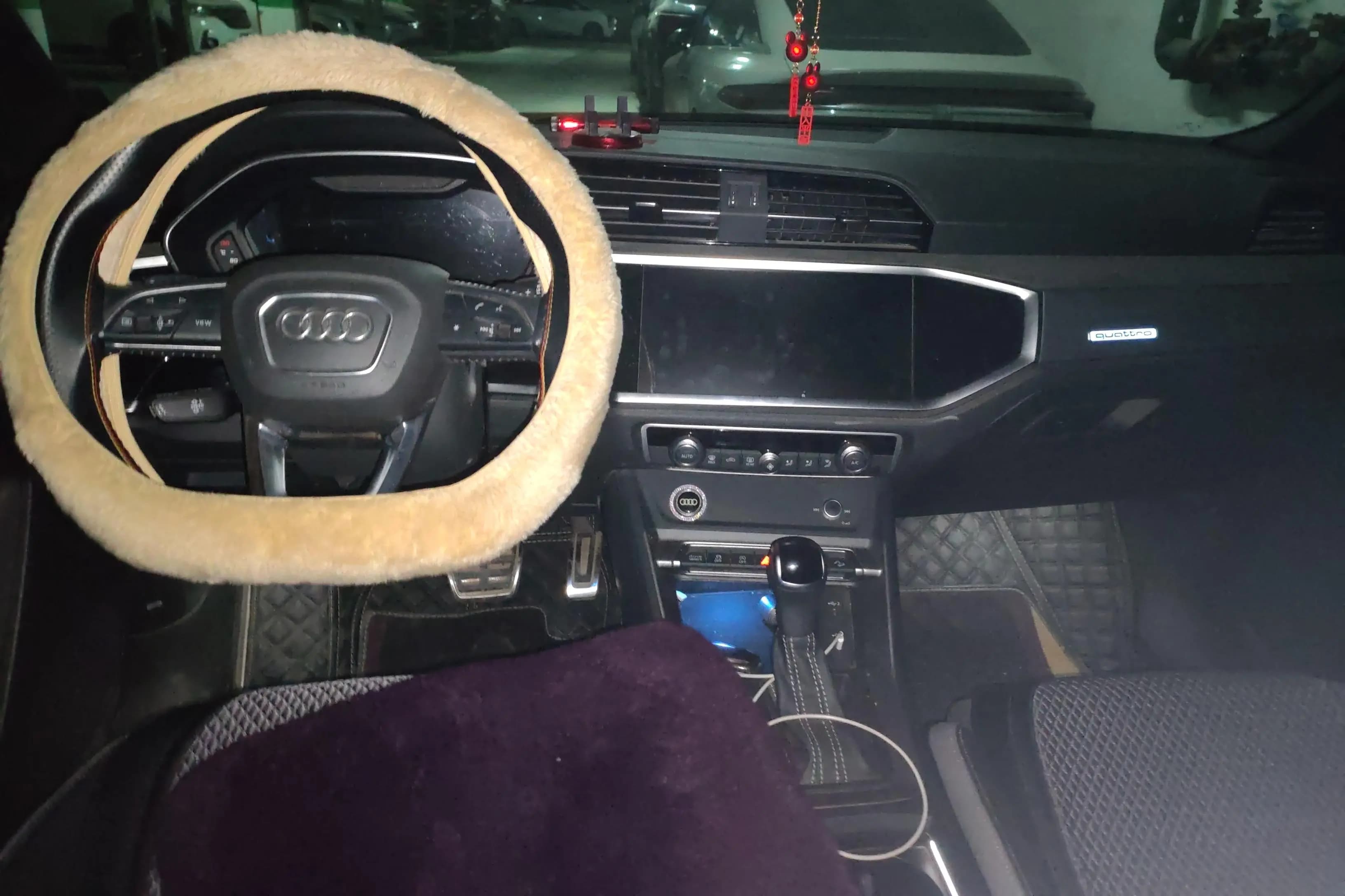 Audi Q3 2021 г. 45087 км. — фото 11
