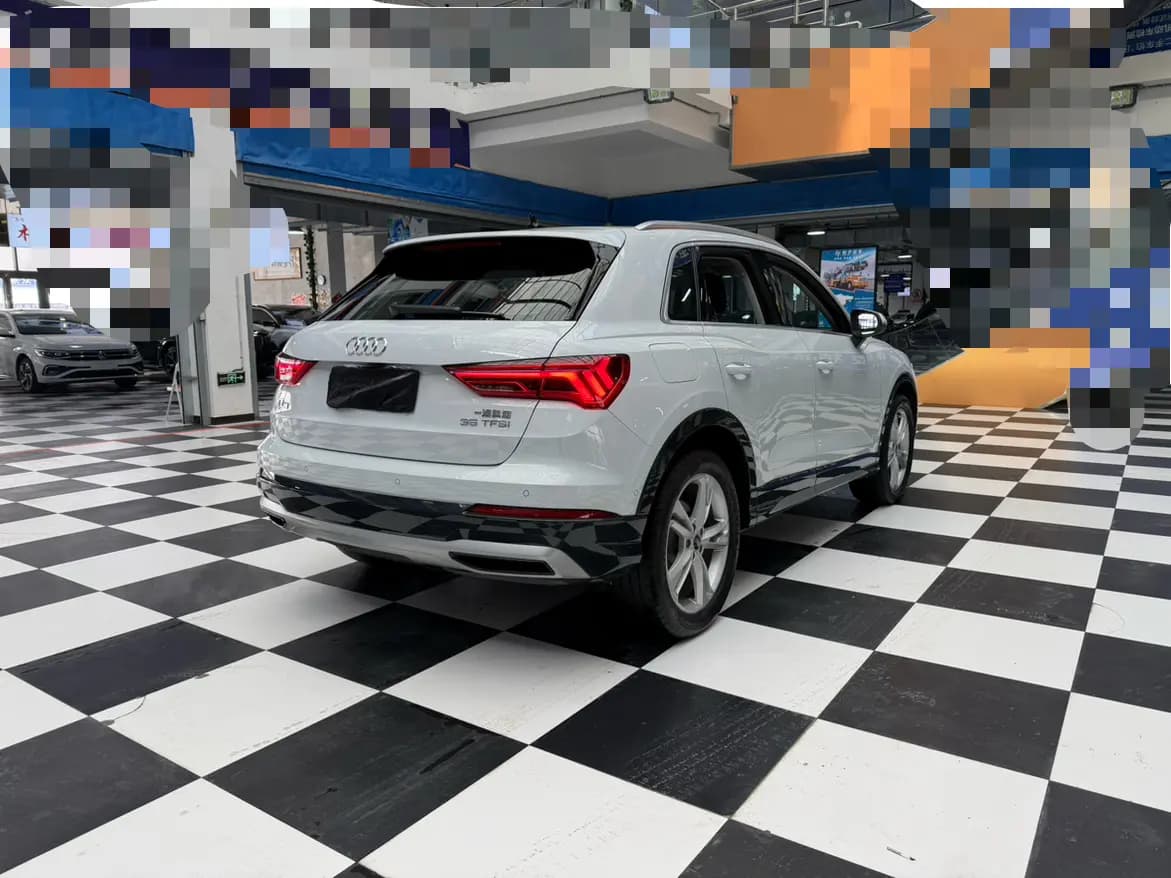 Audi Q3 2021 г. 49089 км. — фото 5
