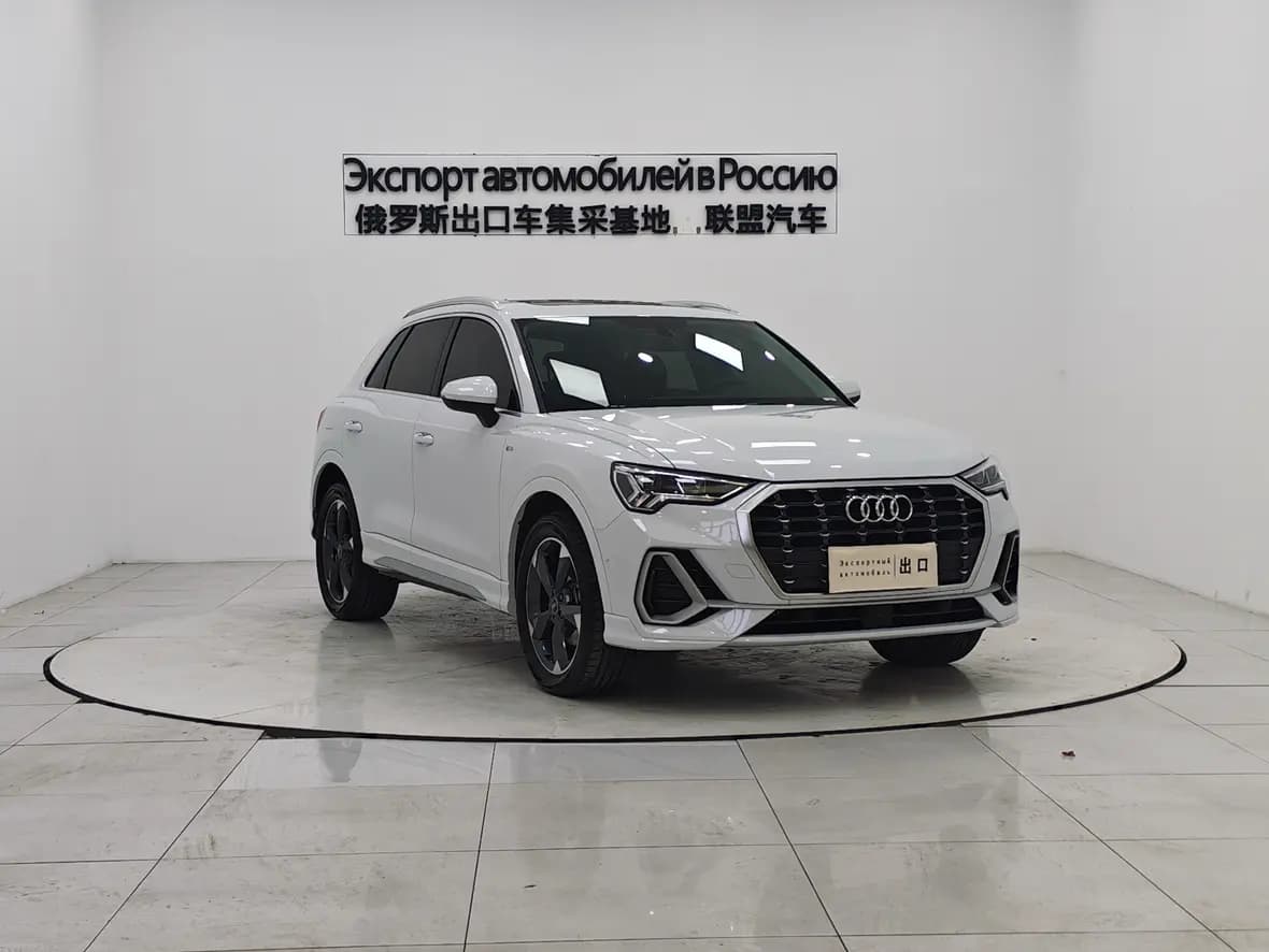 Audi Q3 2021 г. 32090 км. — фото 3