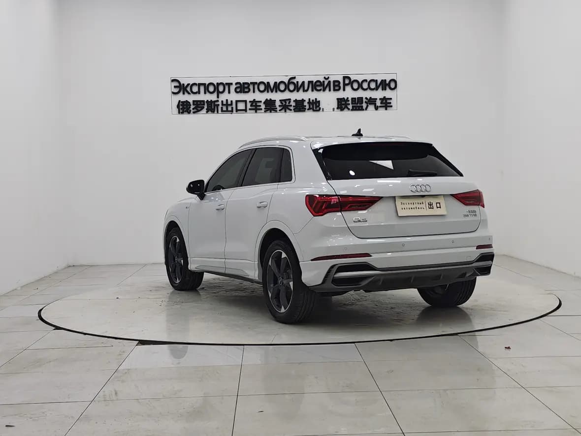 Audi Q3 2021 г. 32090 км. — фото 5