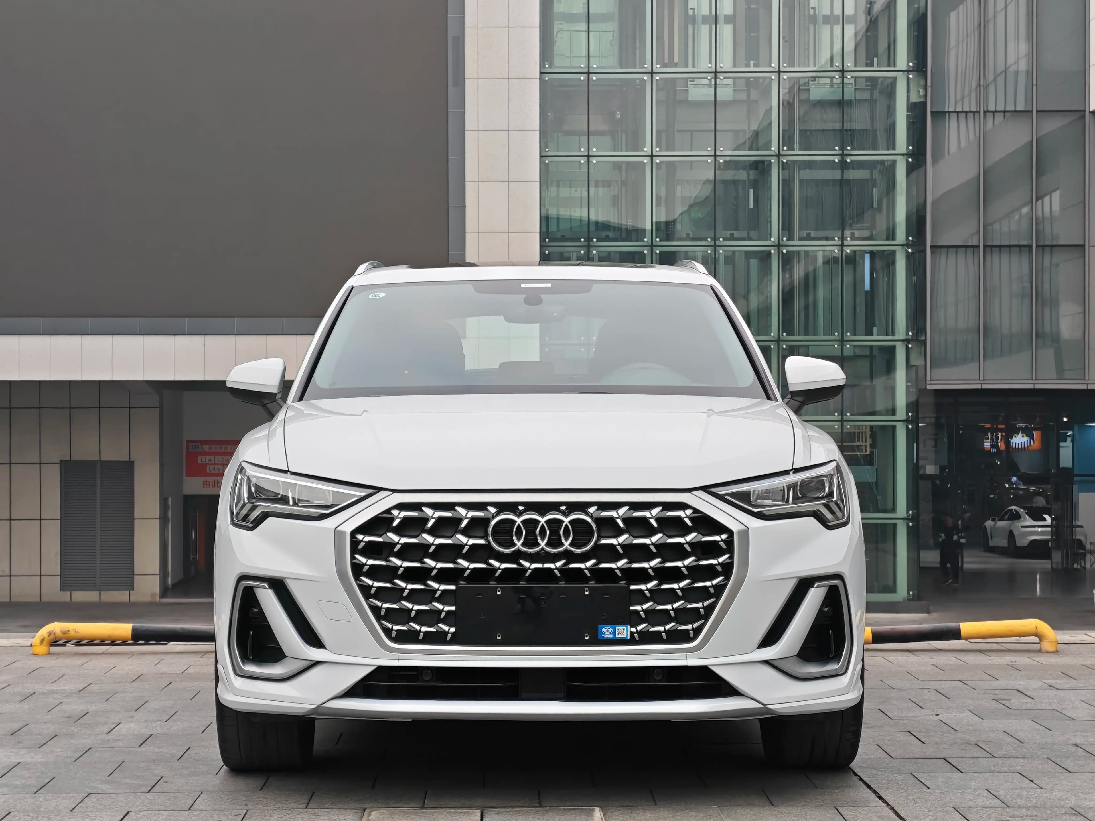 Audi Q3 2024 г. 28092 км. — фото 2