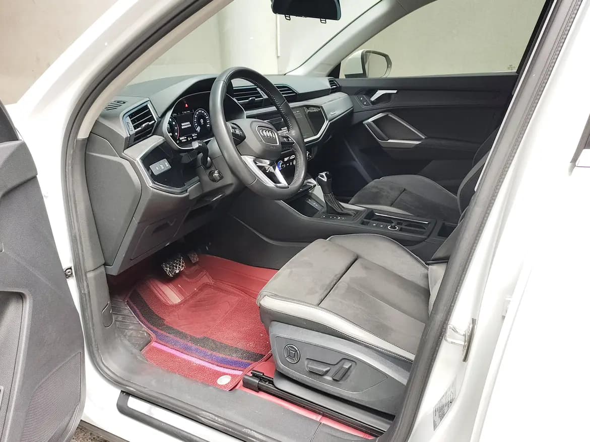 Audi Q3 2021 г. 30093 км. — фото 6