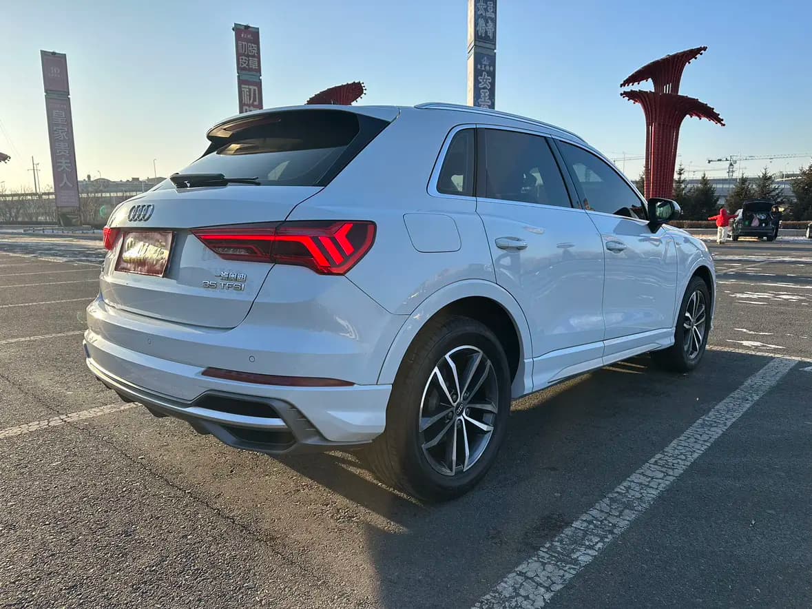 Audi Q3 2022 г. 36094 км. — фото 4