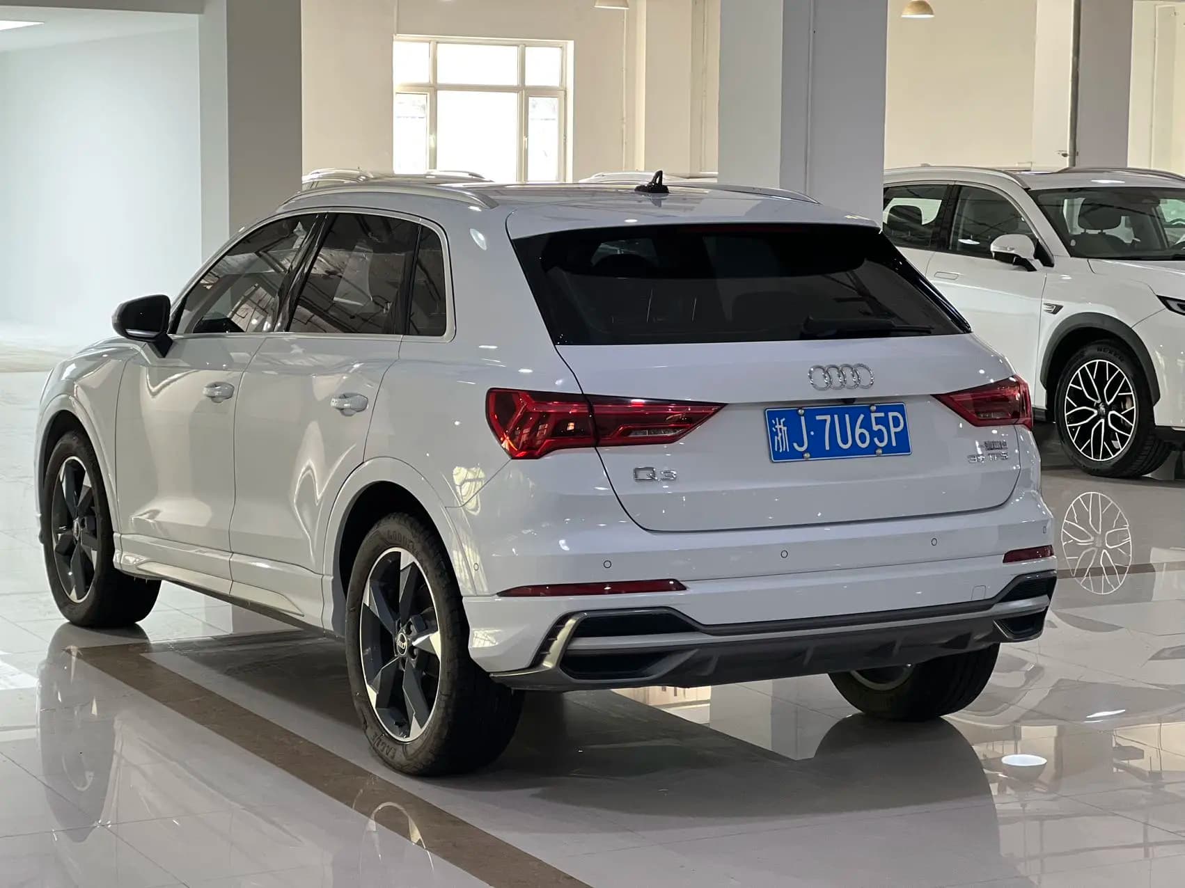 Audi Q3 2022 г. 22095 км. — фото 4