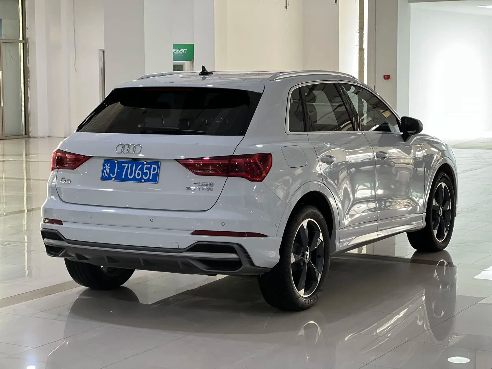 Audi Q3 2022 г. 22095 км. — фото 6