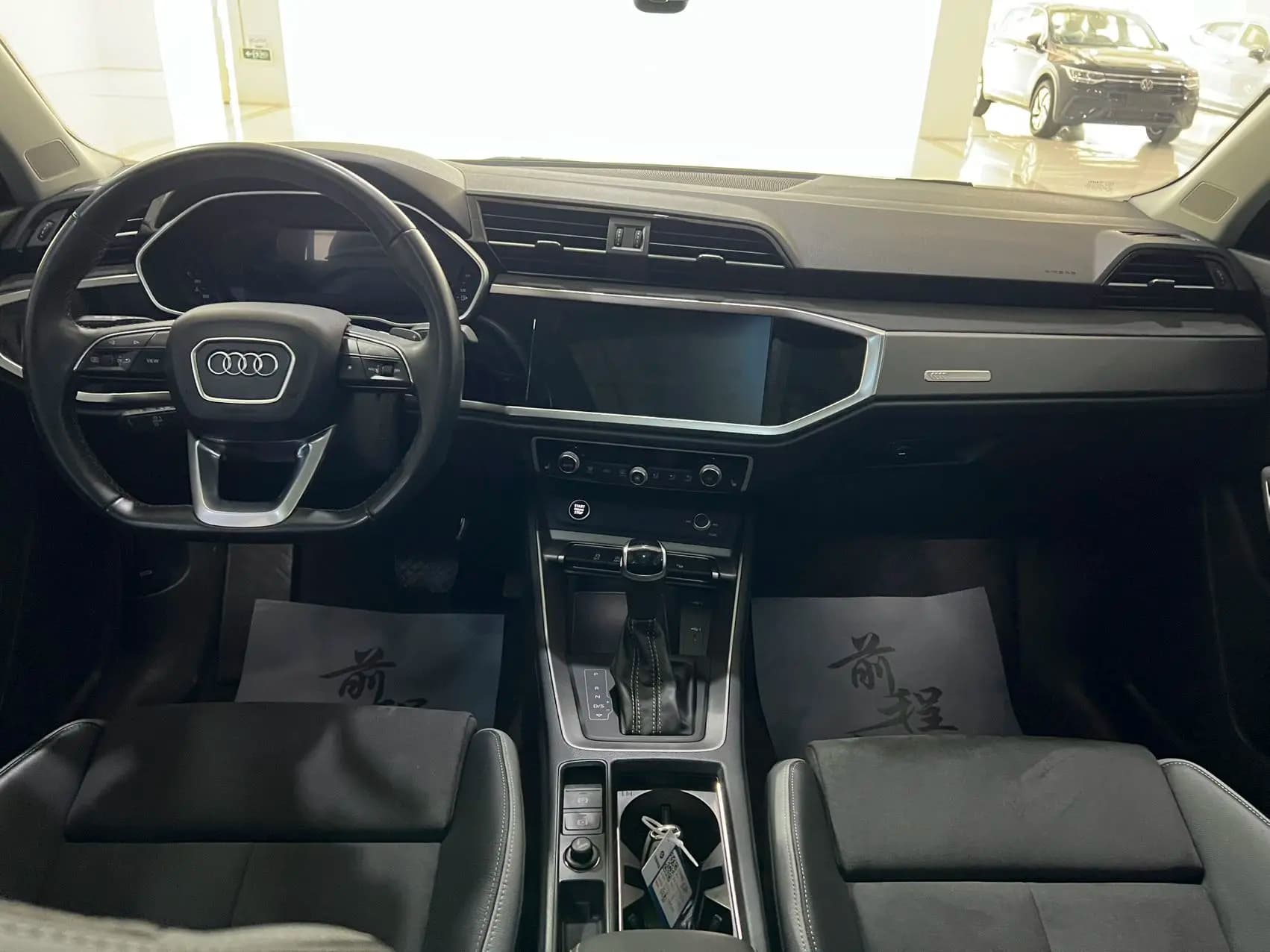 Audi Q3 2022 г. 22095 км. — фото 9