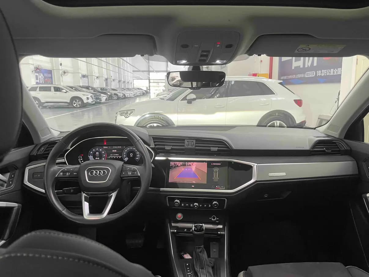 Audi Q3 2023 г. 14896 км. — фото 12