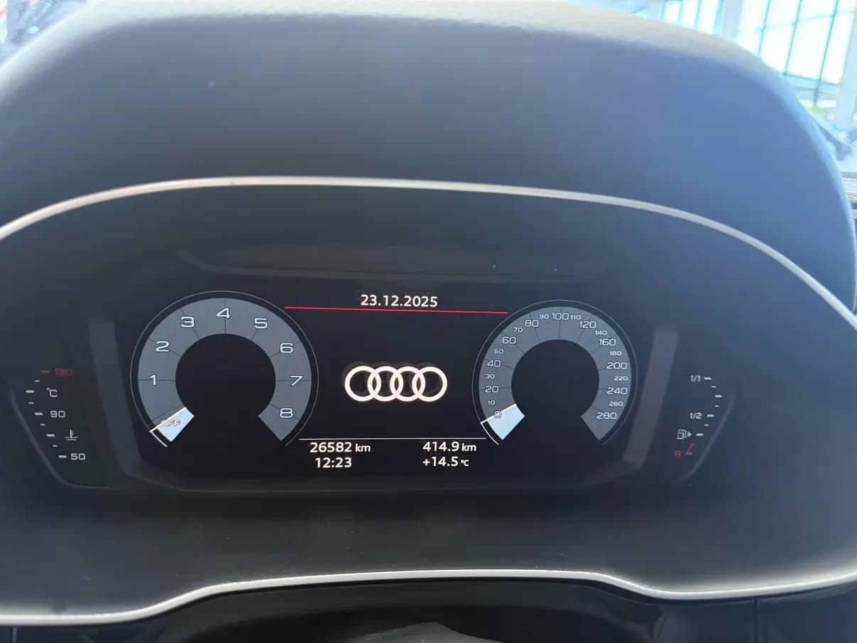 Audi Q3 2022 г. 26076 км. — фото 8