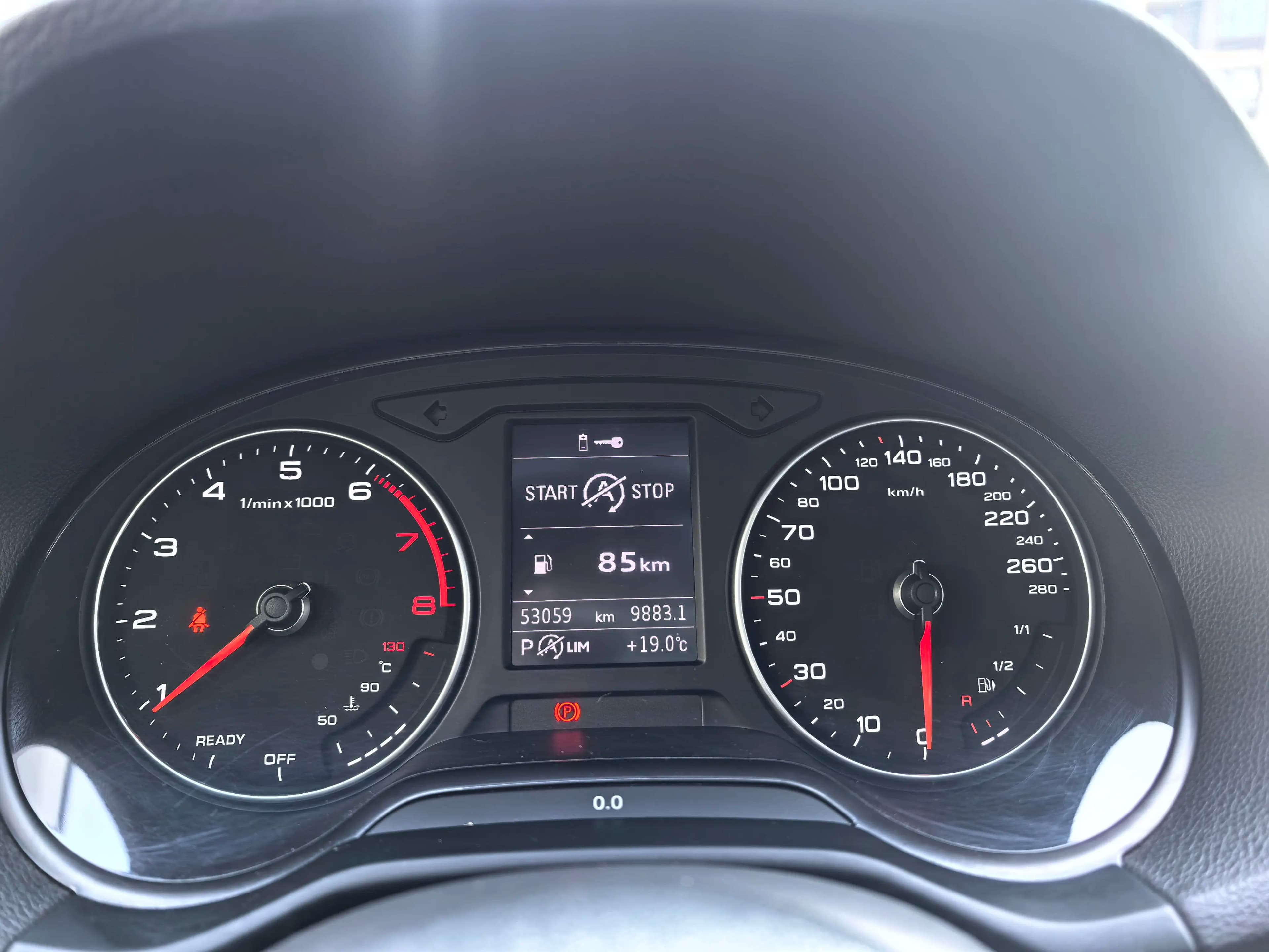 Audi Q2L 2021 г. 53020 км. — фото 11