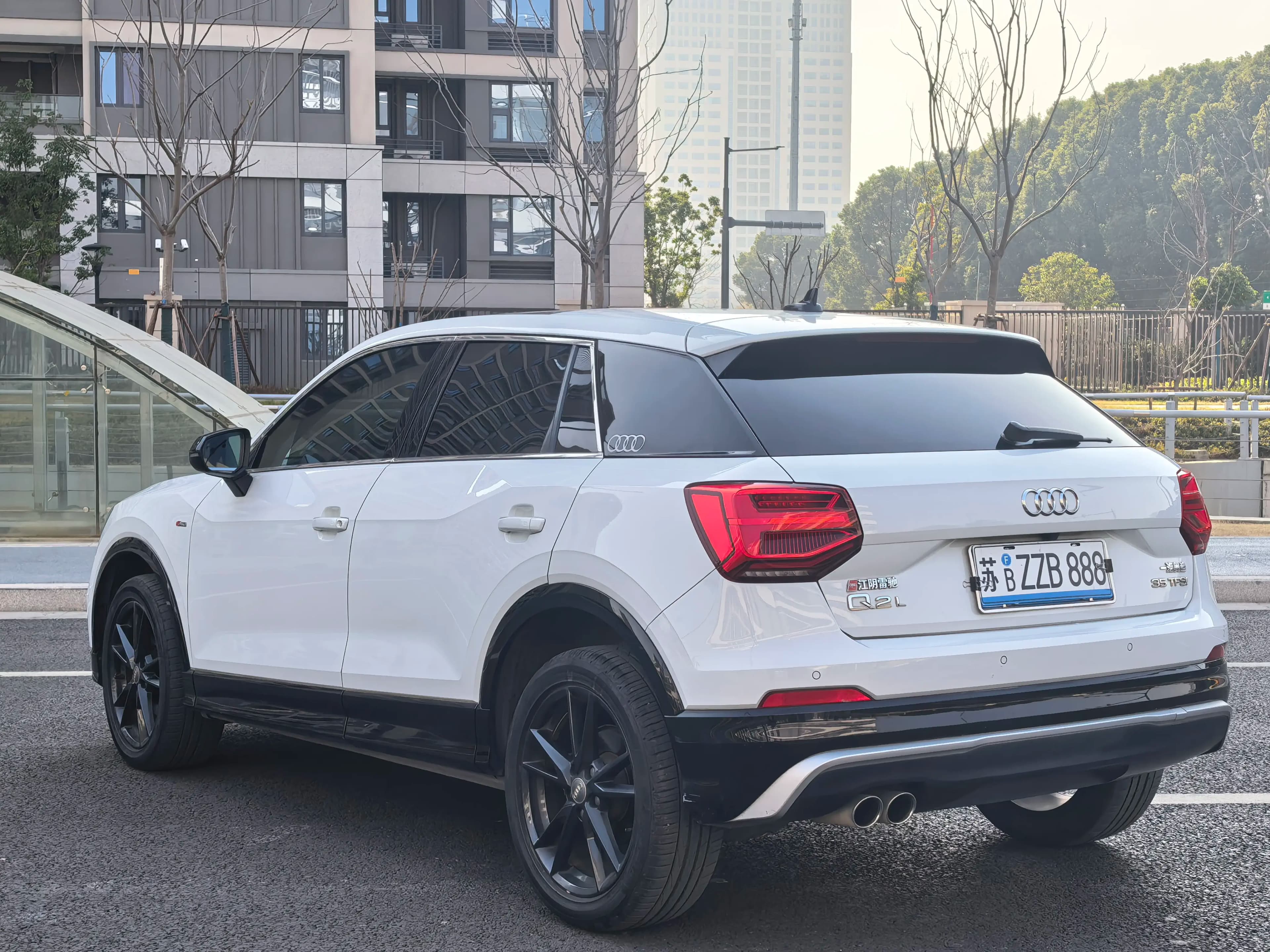 Audi Q2L 2021 г. 53020 км. — фото 3