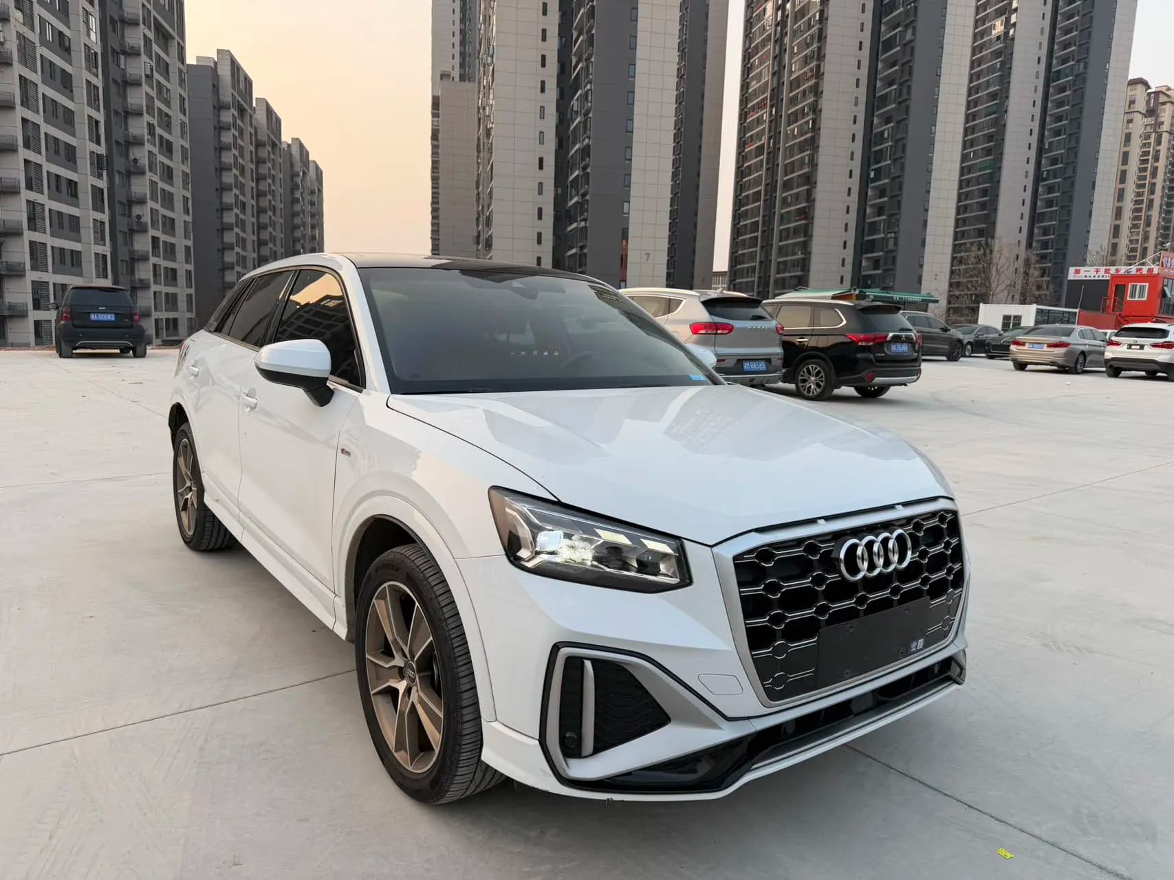 Audi Q2L 2022 г. 34013 км. — фото 2