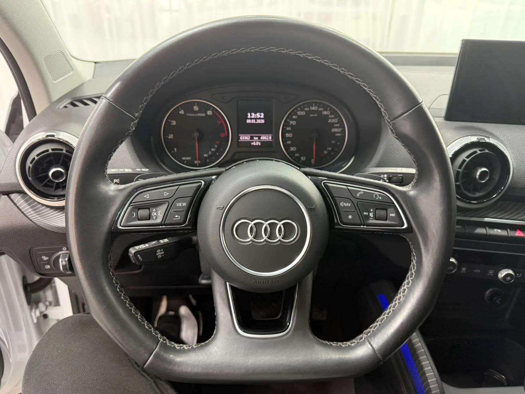 Audi Q2L 2022 г. 63009 км. — фото 11