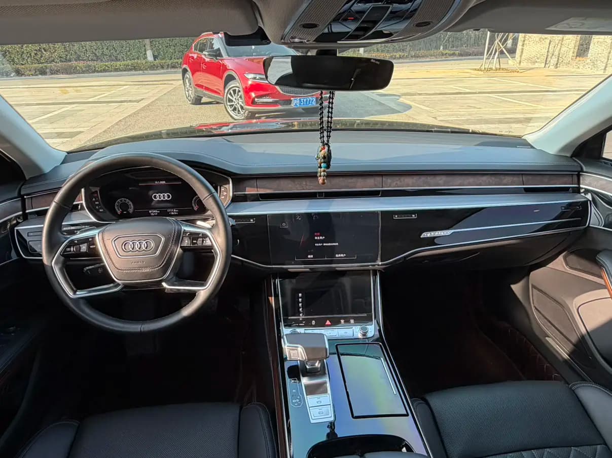 Audi A8 2023 г. 80036 км. — фото 4