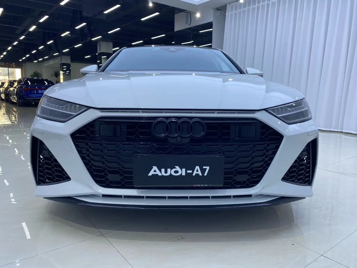 Audi A7 2021 г. 43102 км. — фото 9