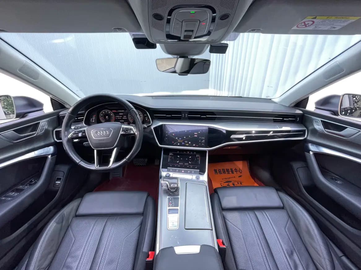 Audi A7 2023 г. 62099 км. — фото 12