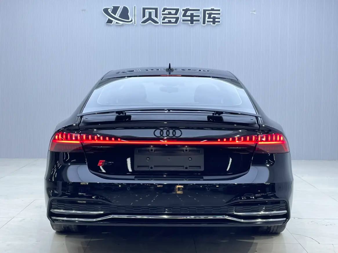 Audi A7 2023 г. 62099 км. — фото 4