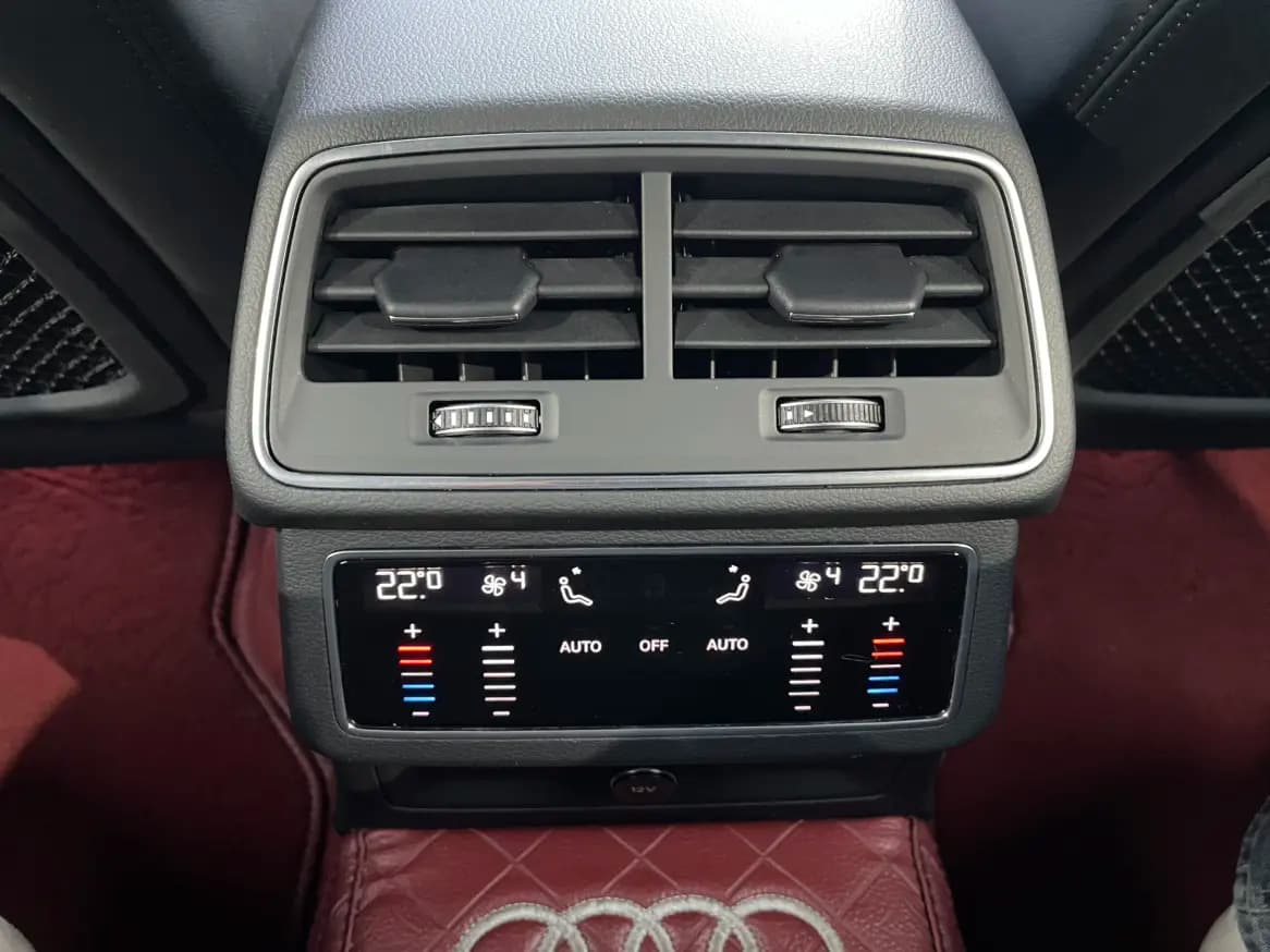 Audi A7 2023 г. 62099 км. — фото 8