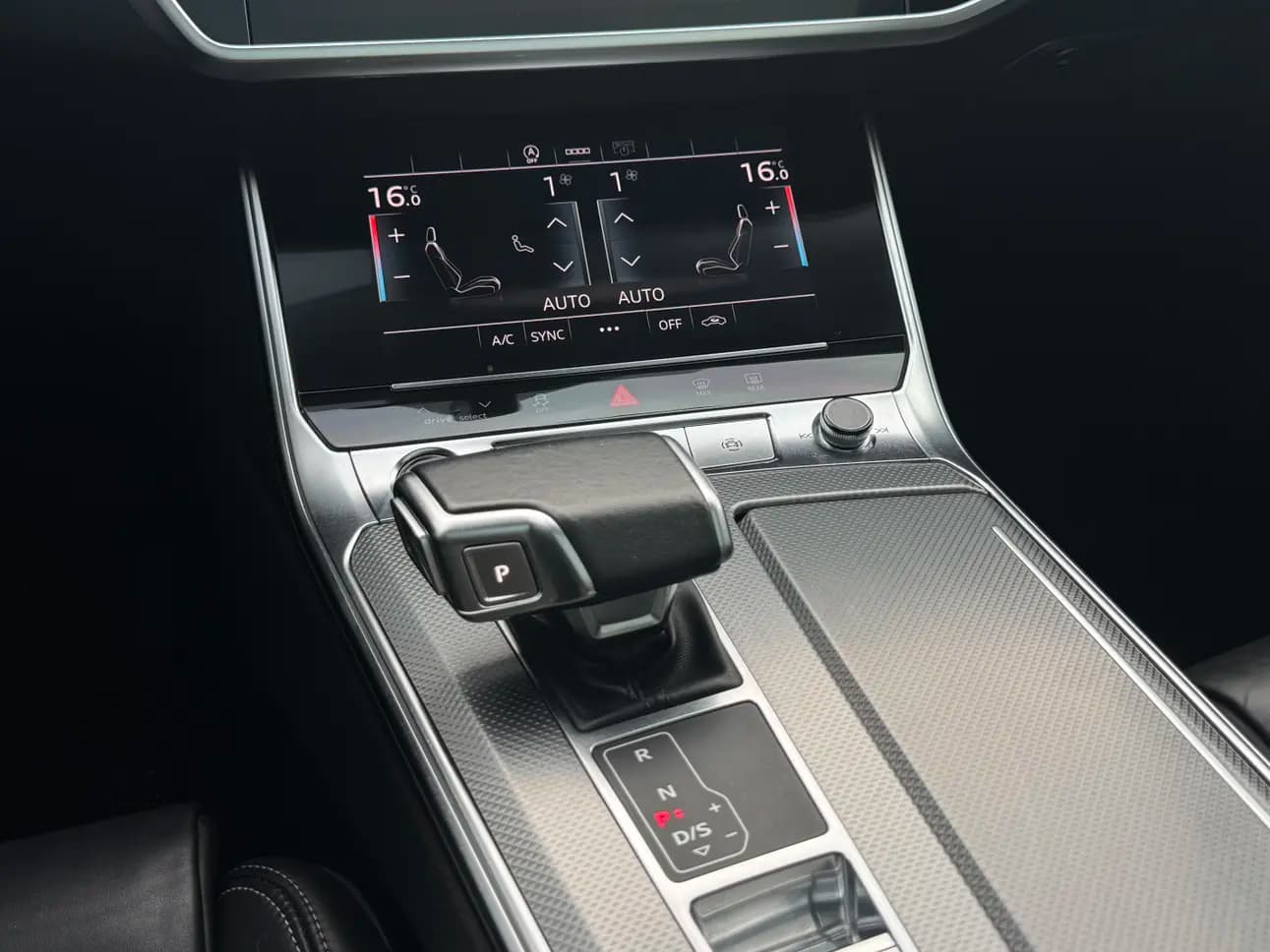 Audi A6L 2023 г. 48630 км. — фото 15