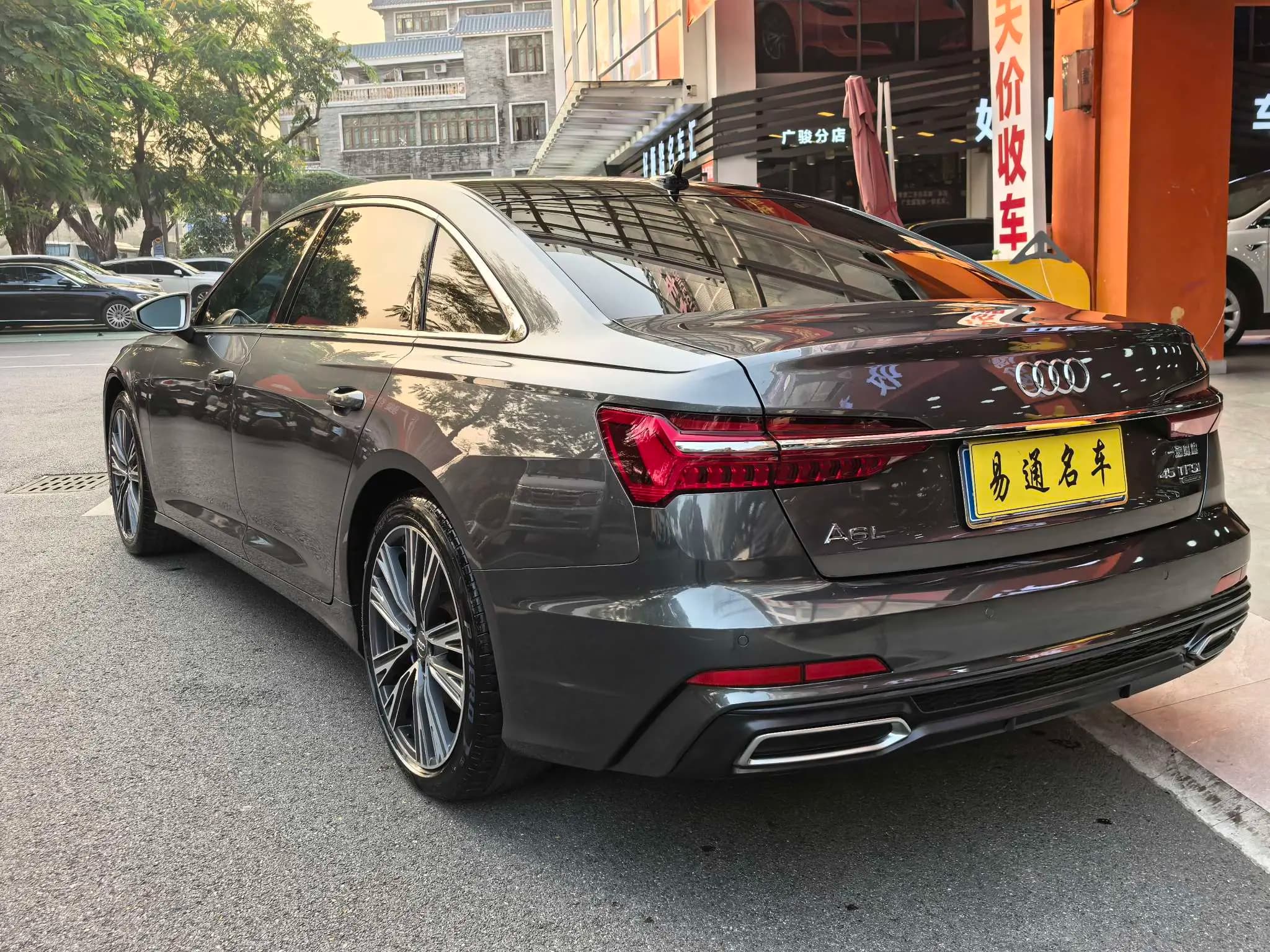 Audi A6L 2021 г. 72000 км. — фото 2