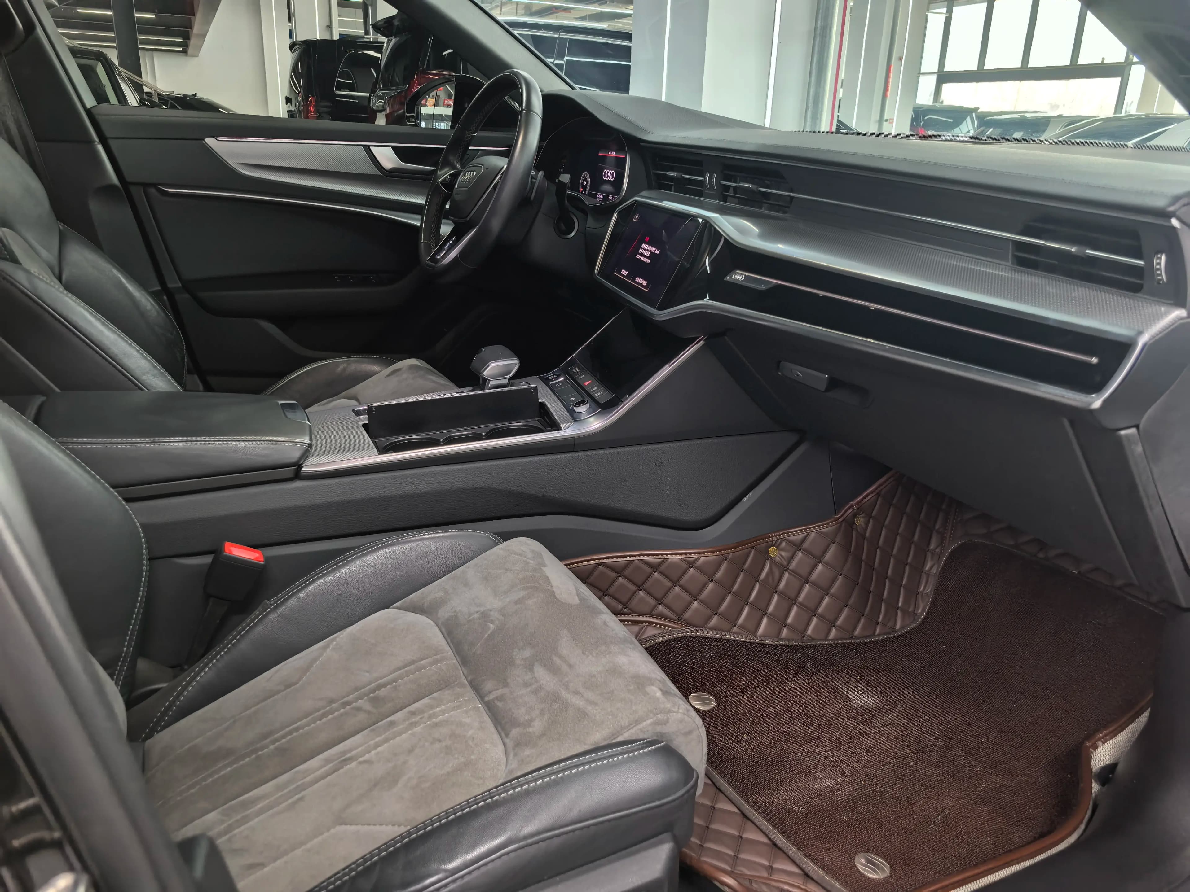 Audi A6L 2022 г. 47135 км. — фото 6