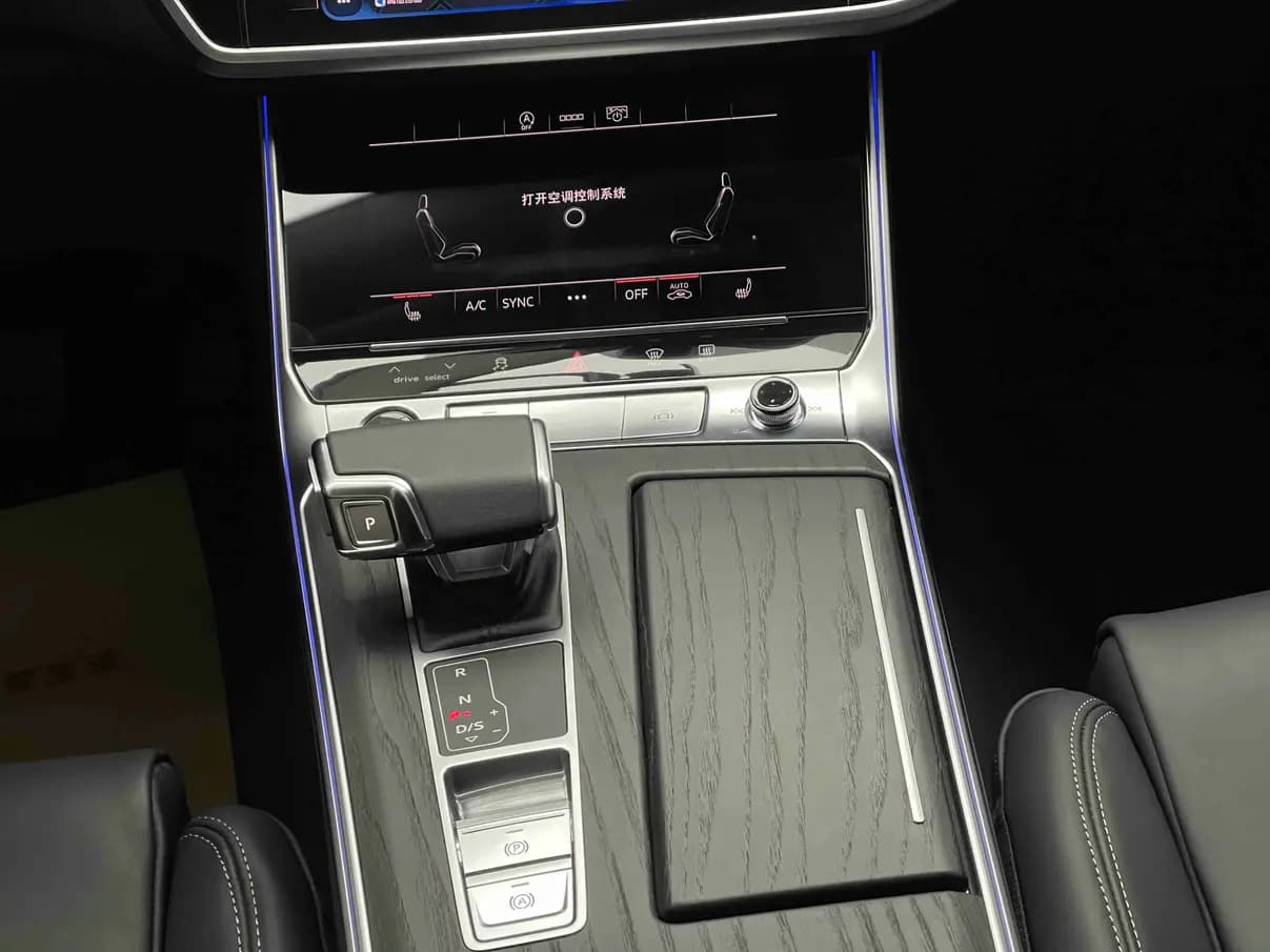 Audi A6L 2024 г. 13119 км. — фото 8