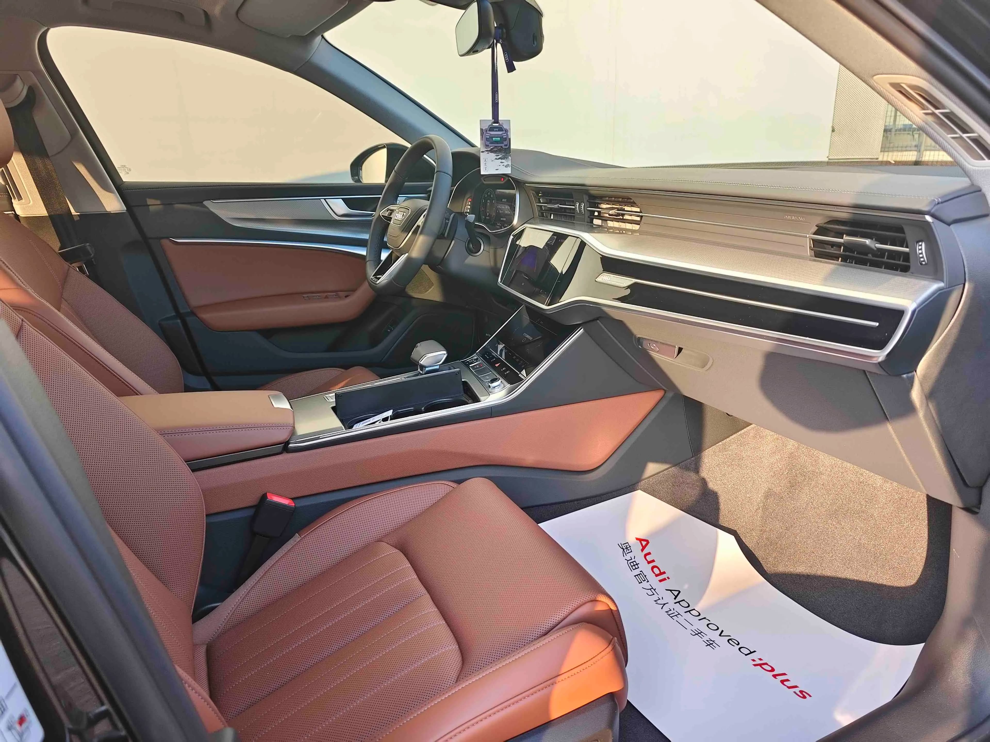 Audi A6L 2025 г. 2137 км. — фото 17