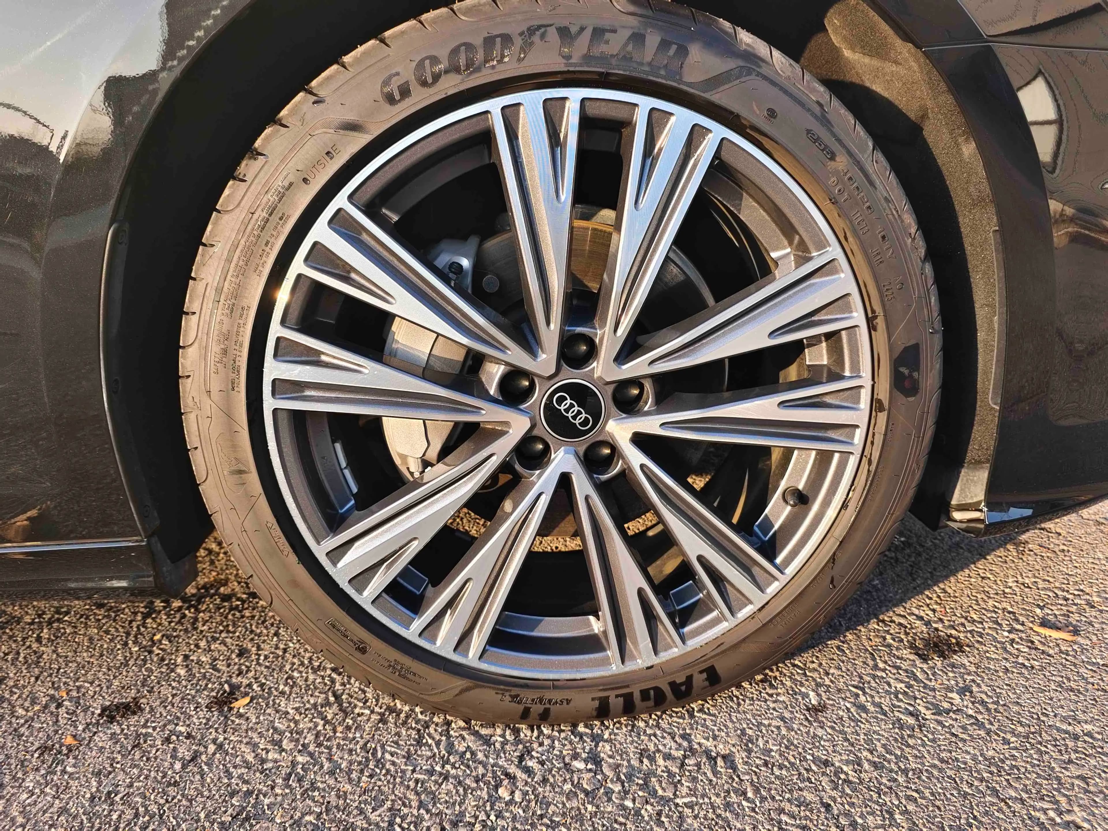 Audi A6L 2025 г. 2137 км. — фото 6