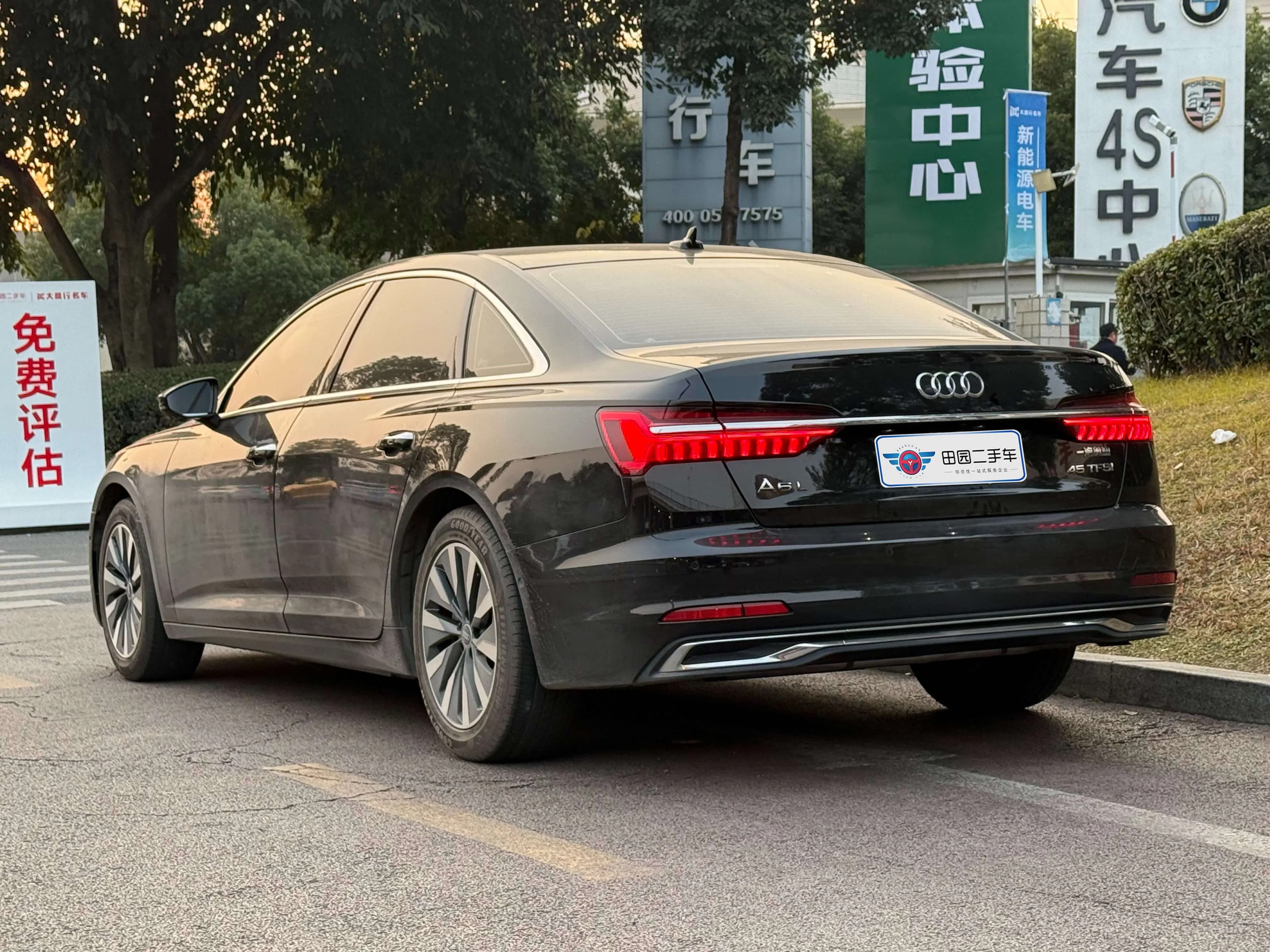 Audi A6L 2023 г. 40138 км. — фото 2