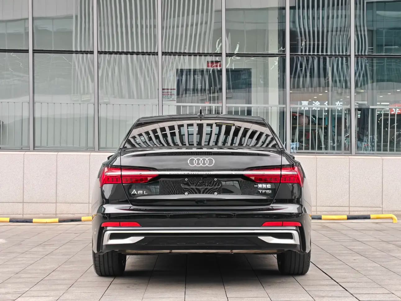 Audi A6L 2025 г. 25139 км. — фото 4