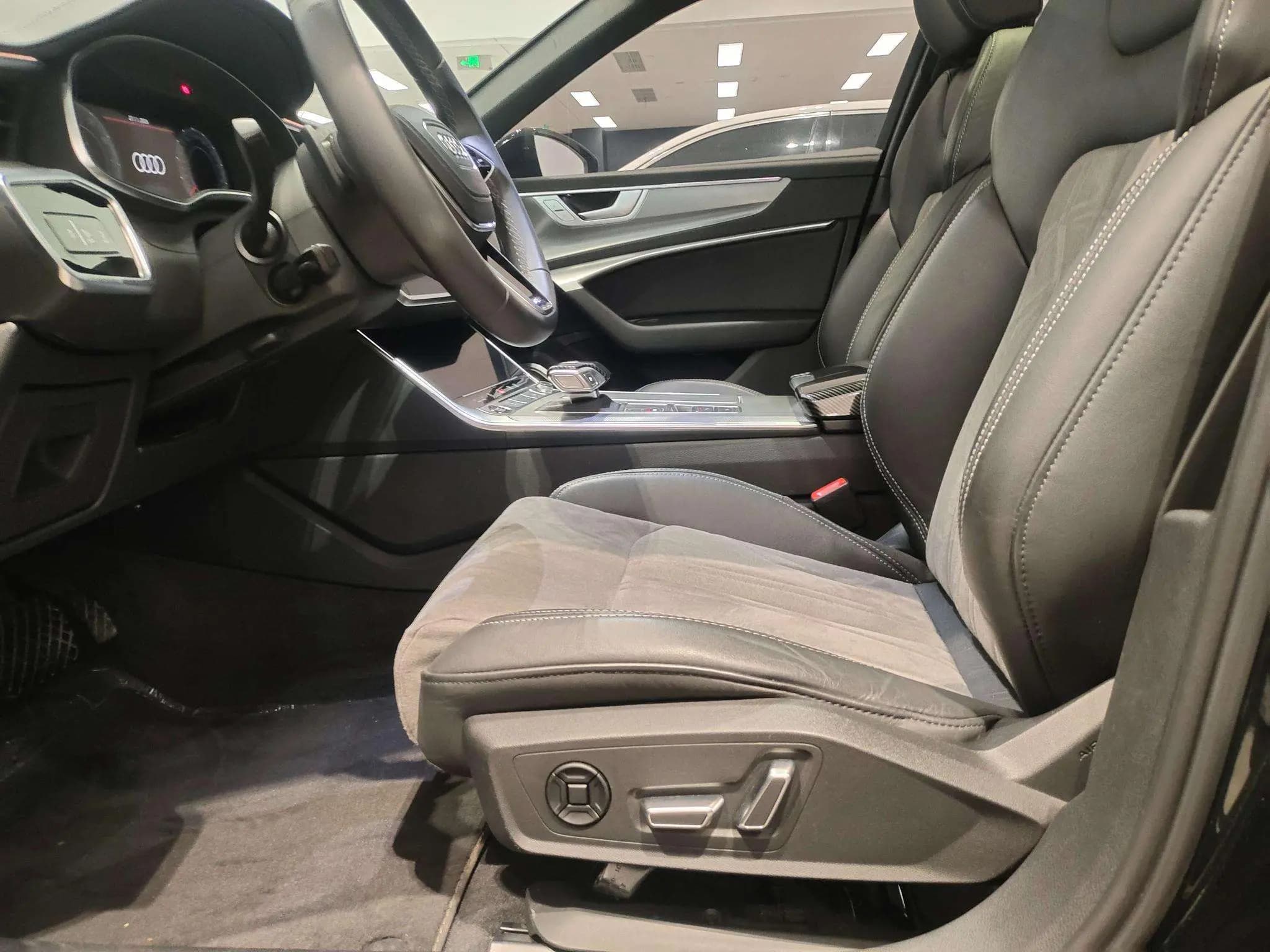 Audi A6L 2024 г. 22140 км. — фото 11