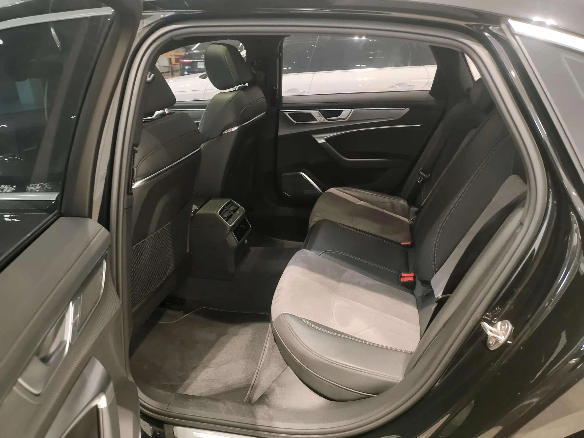 Audi A6L 2024 г. 22140 км. — фото 9