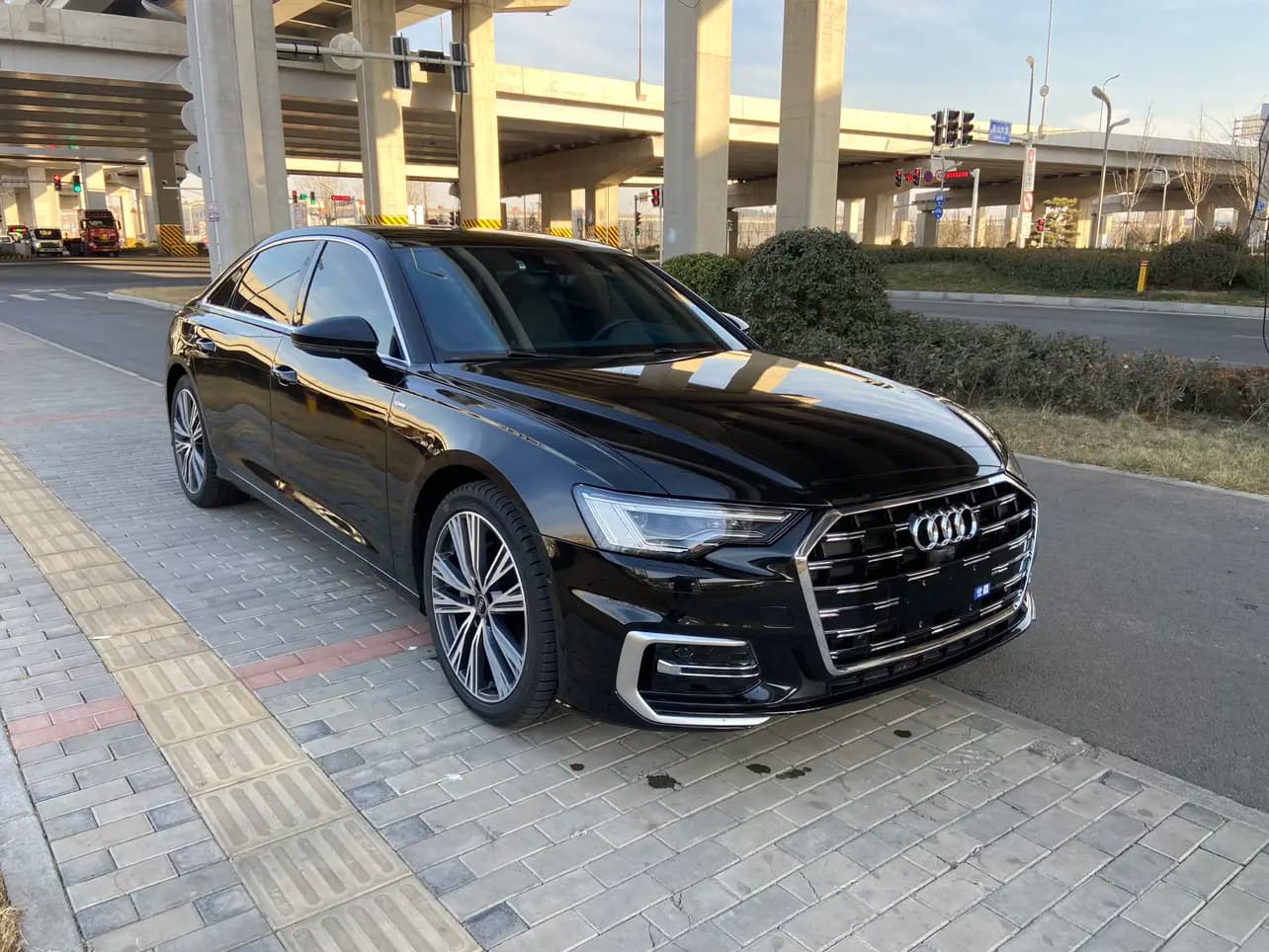 Audi A6L 2023 г. 63120 км. — фото 3