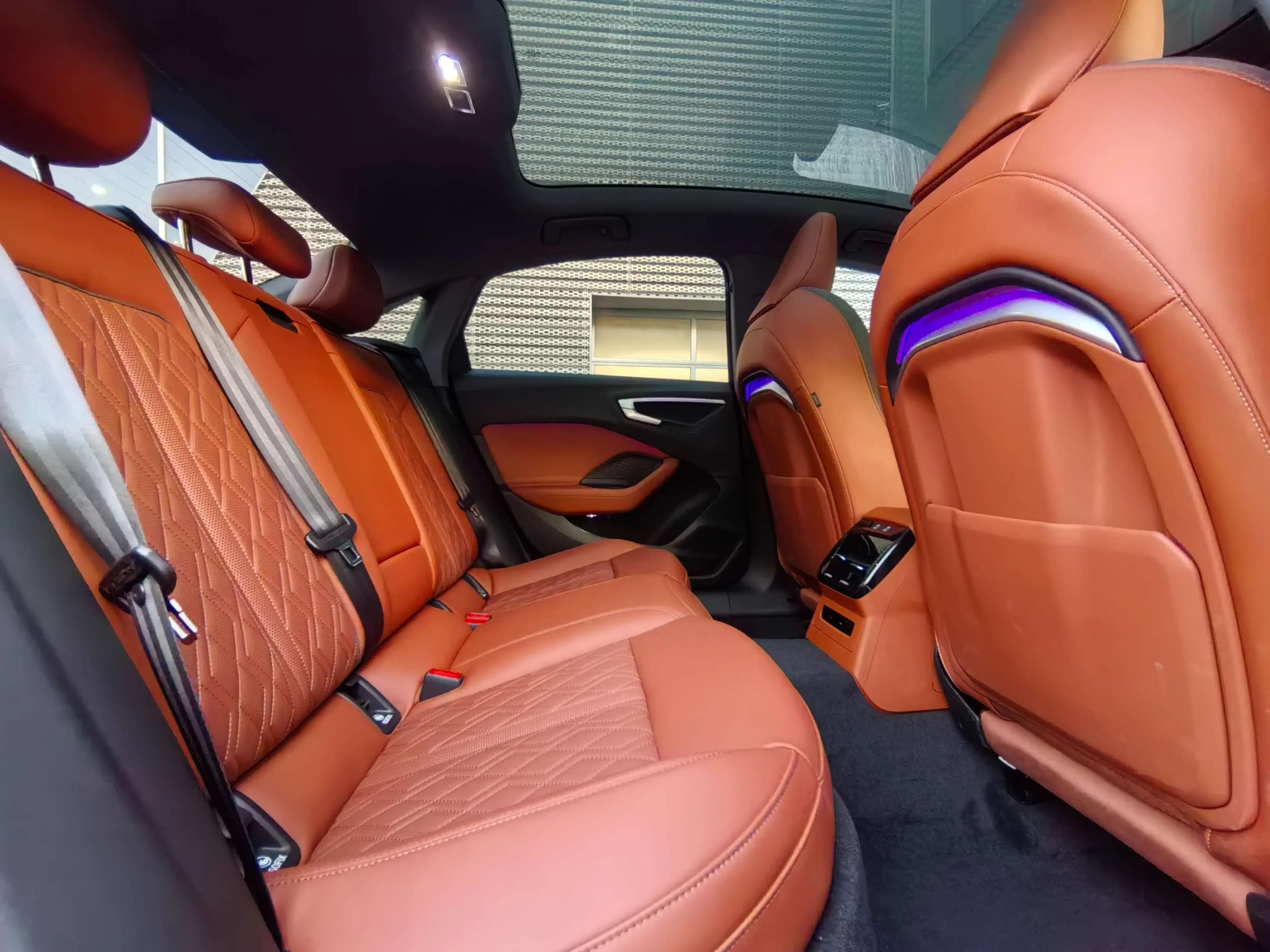 Audi A5L 2025 г. 4047 км. — фото 8