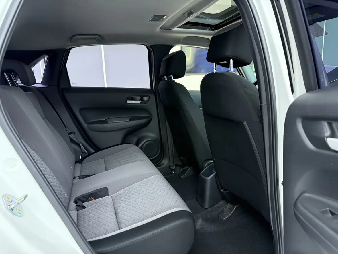 Honda Fit 2023 г. 40478 км. — фото 12