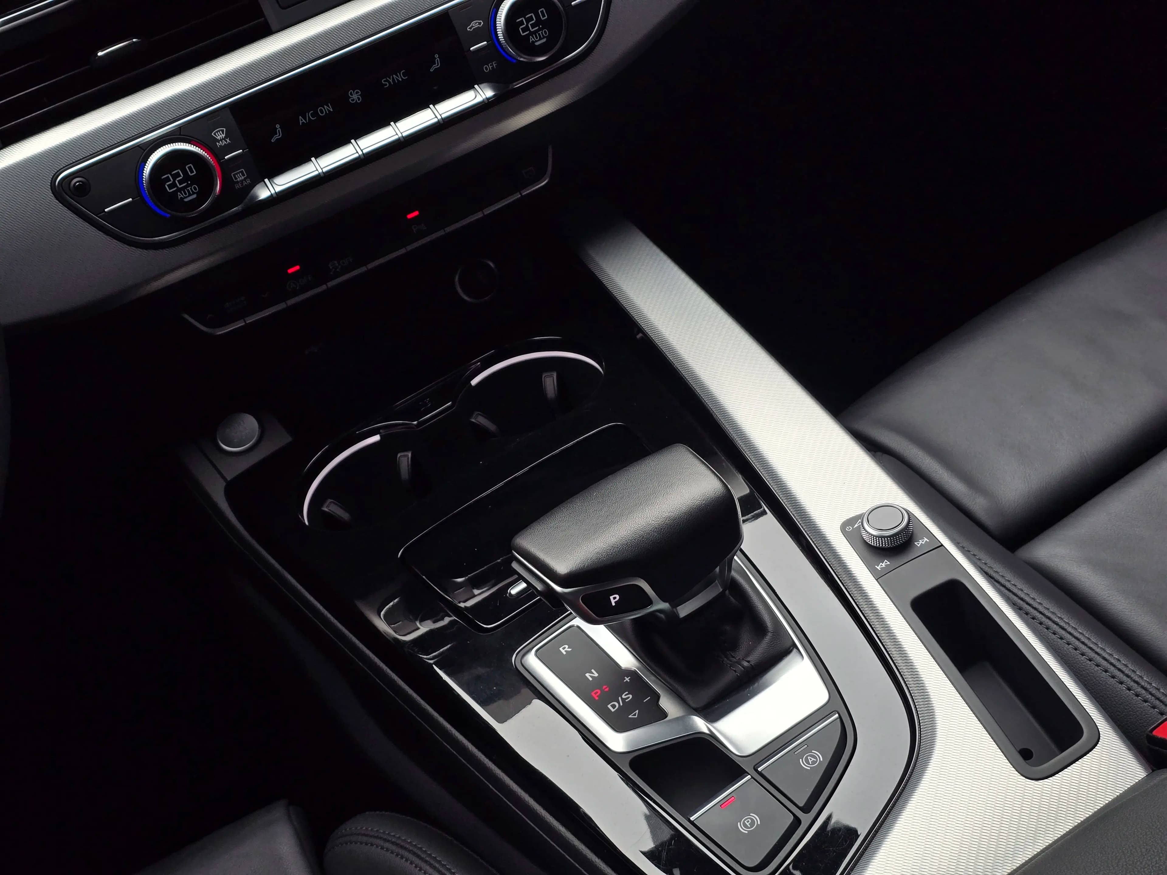 Audi A5 2023 г. 30919 км. — фото 17