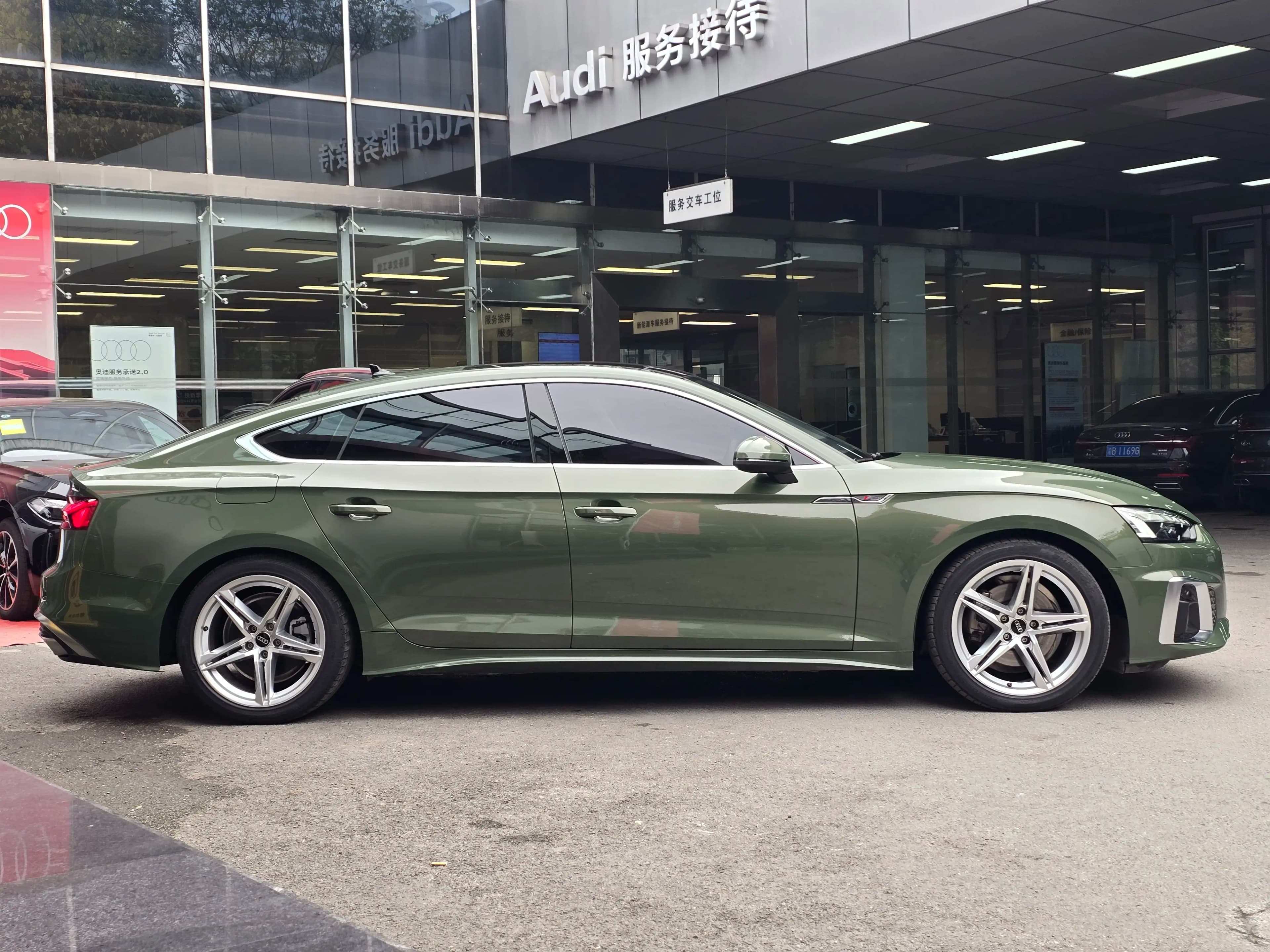 Audi A5 2023 г. 30919 км. — фото 6
