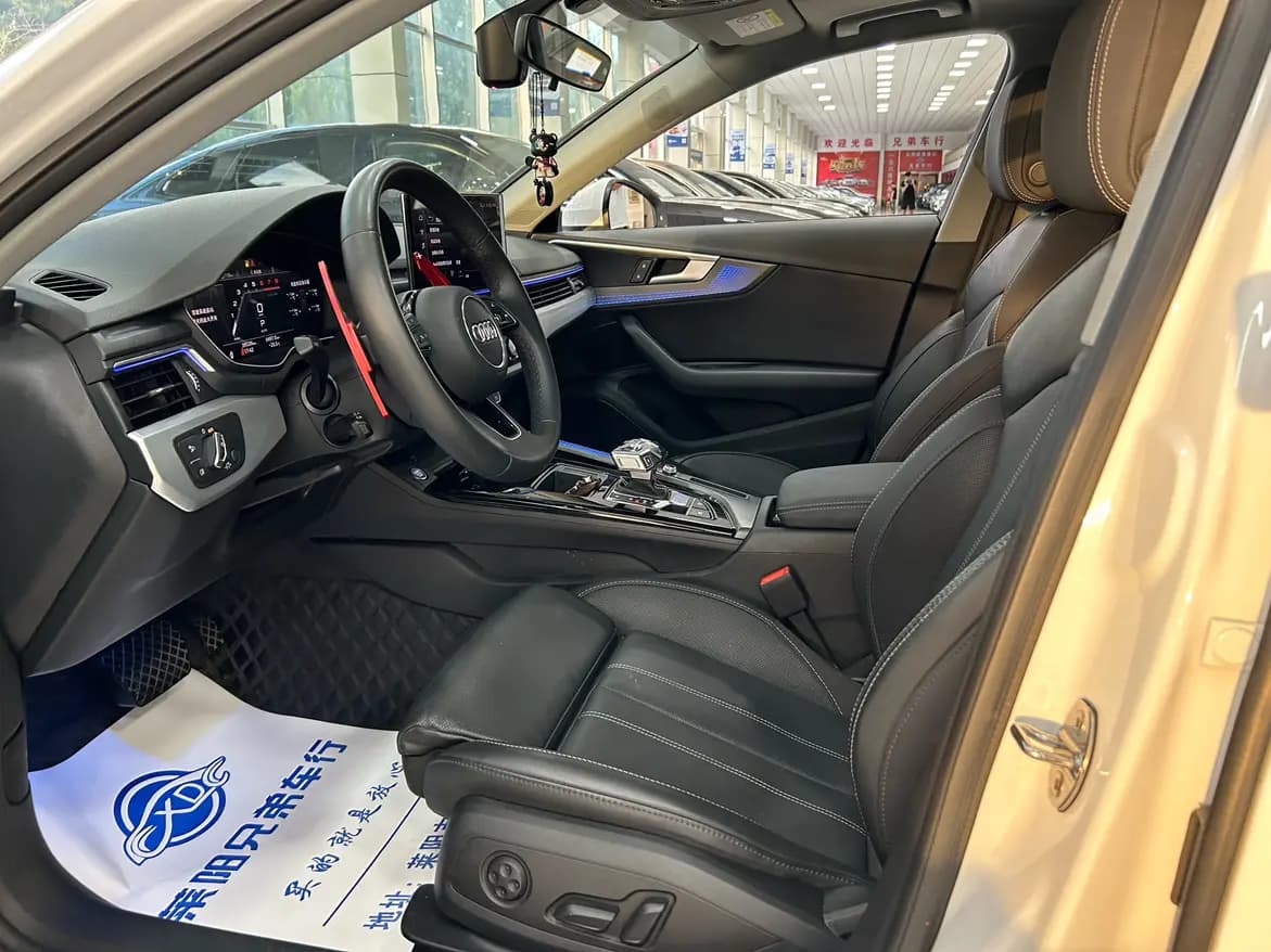Audi A4L 2023 г. 44717 км. — фото 6