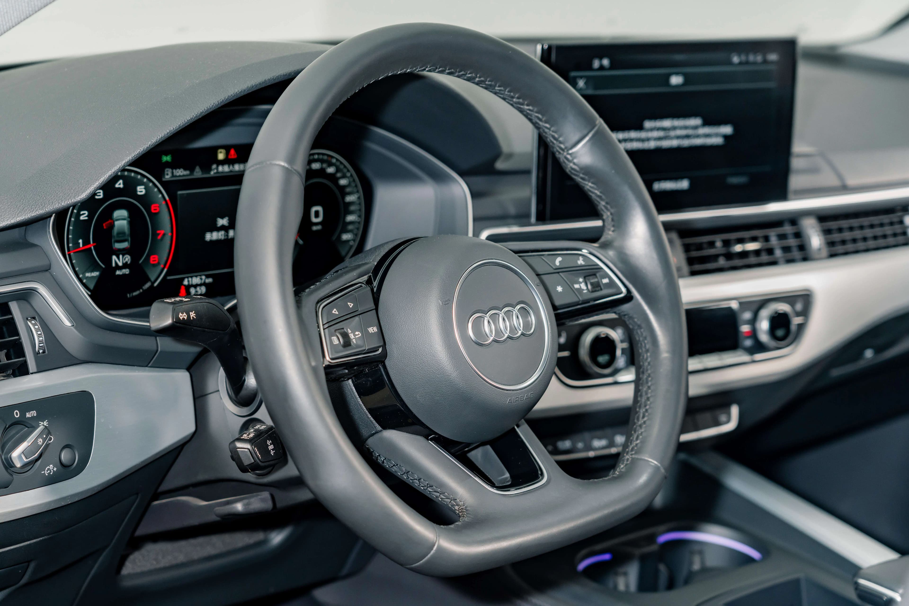 Audi A4L 2022 г. 41911 км. — фото 15