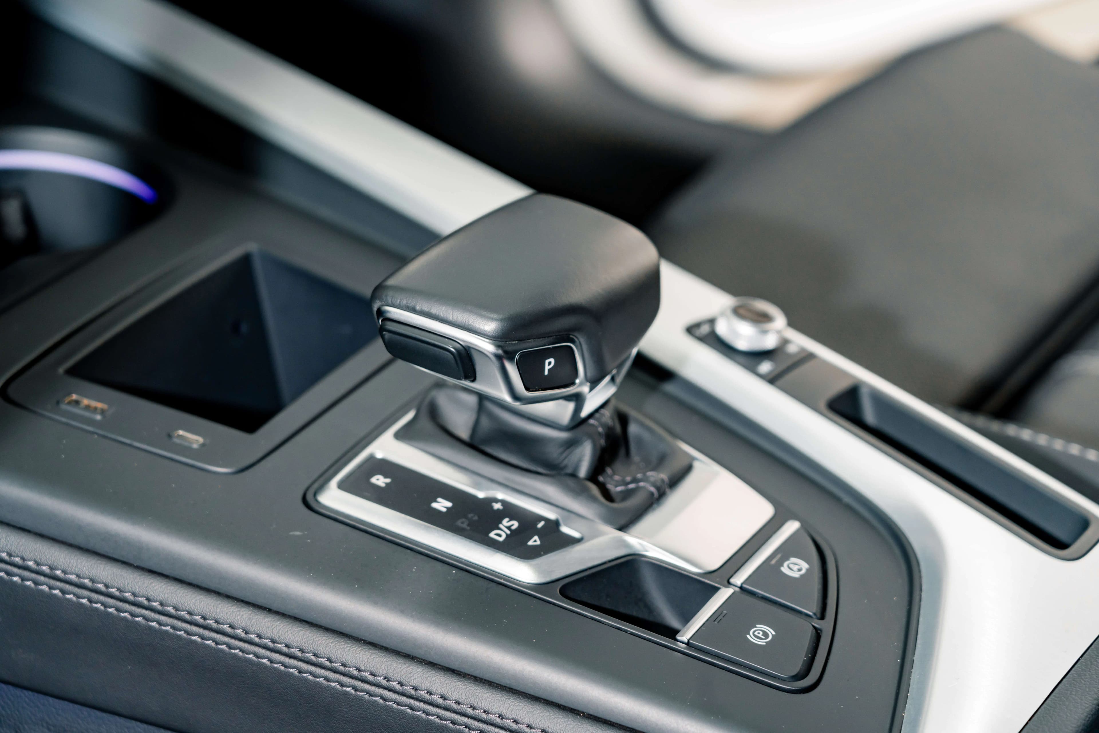Audi A4L 2022 г. 41911 км. — фото 16
