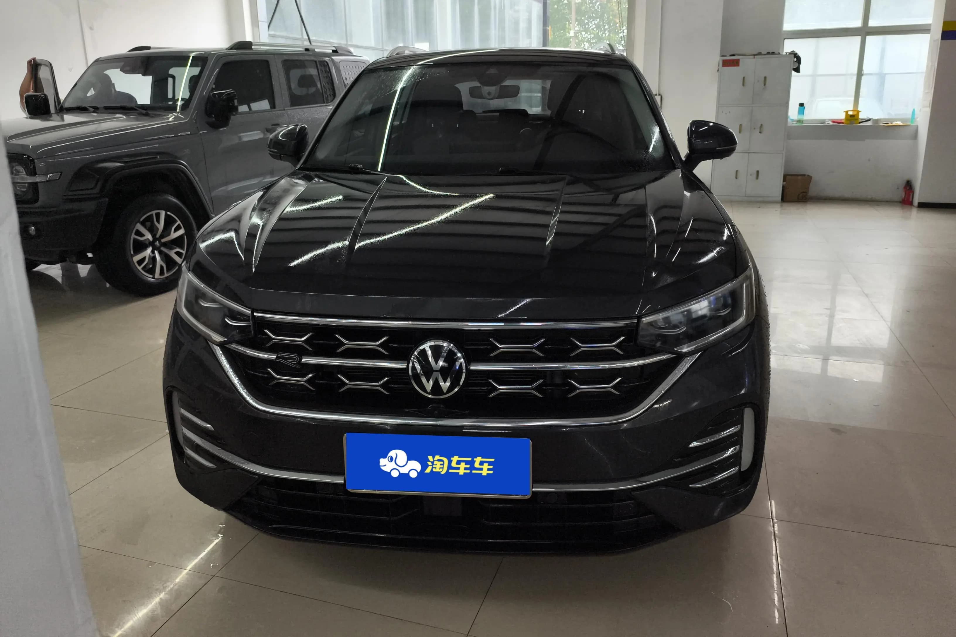 Volkswagen Tayron 2023 г. 18841 км. — фото 2