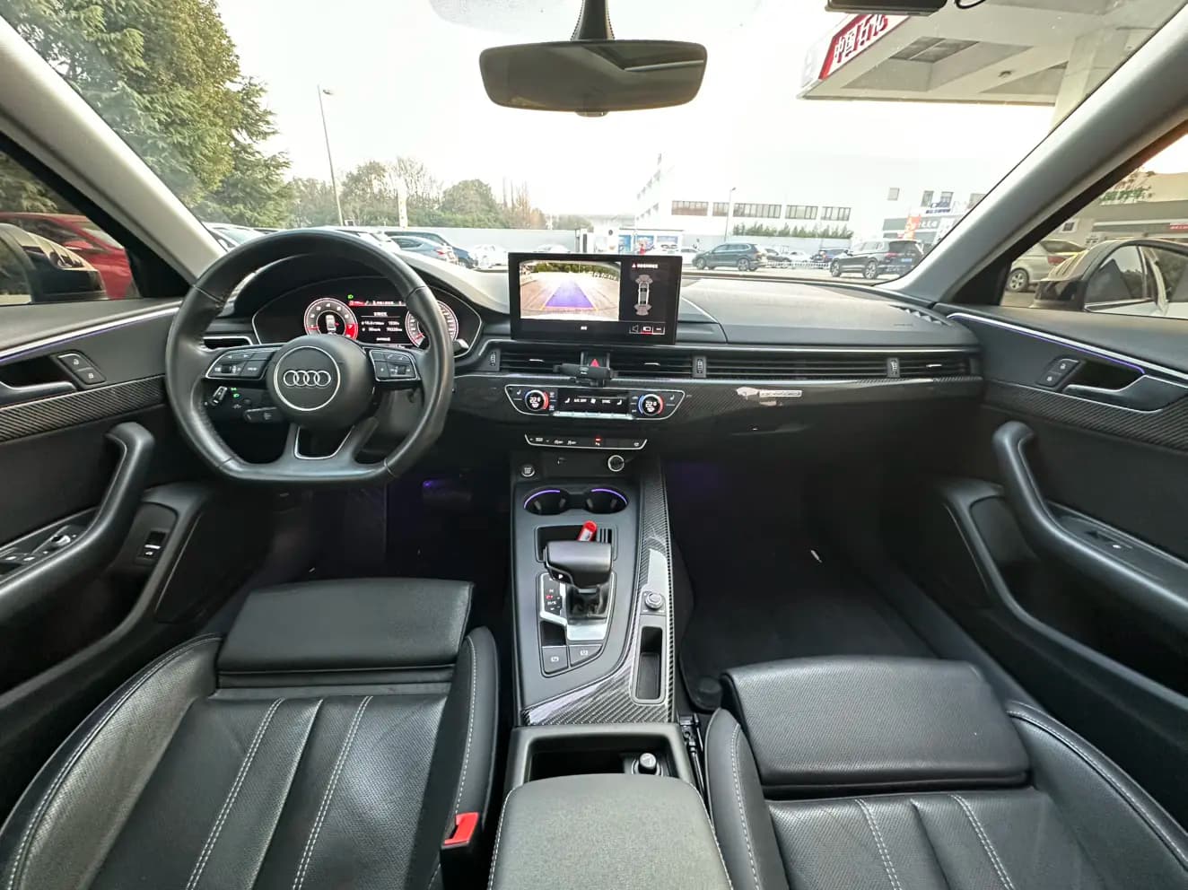 Audi A4L 2022 г. 70095 км. — фото 10